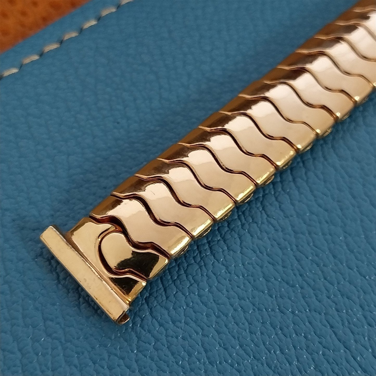 1940s Rose Gold Filled Kreisler Stalwart 5/8" nos Vintage Watch Band