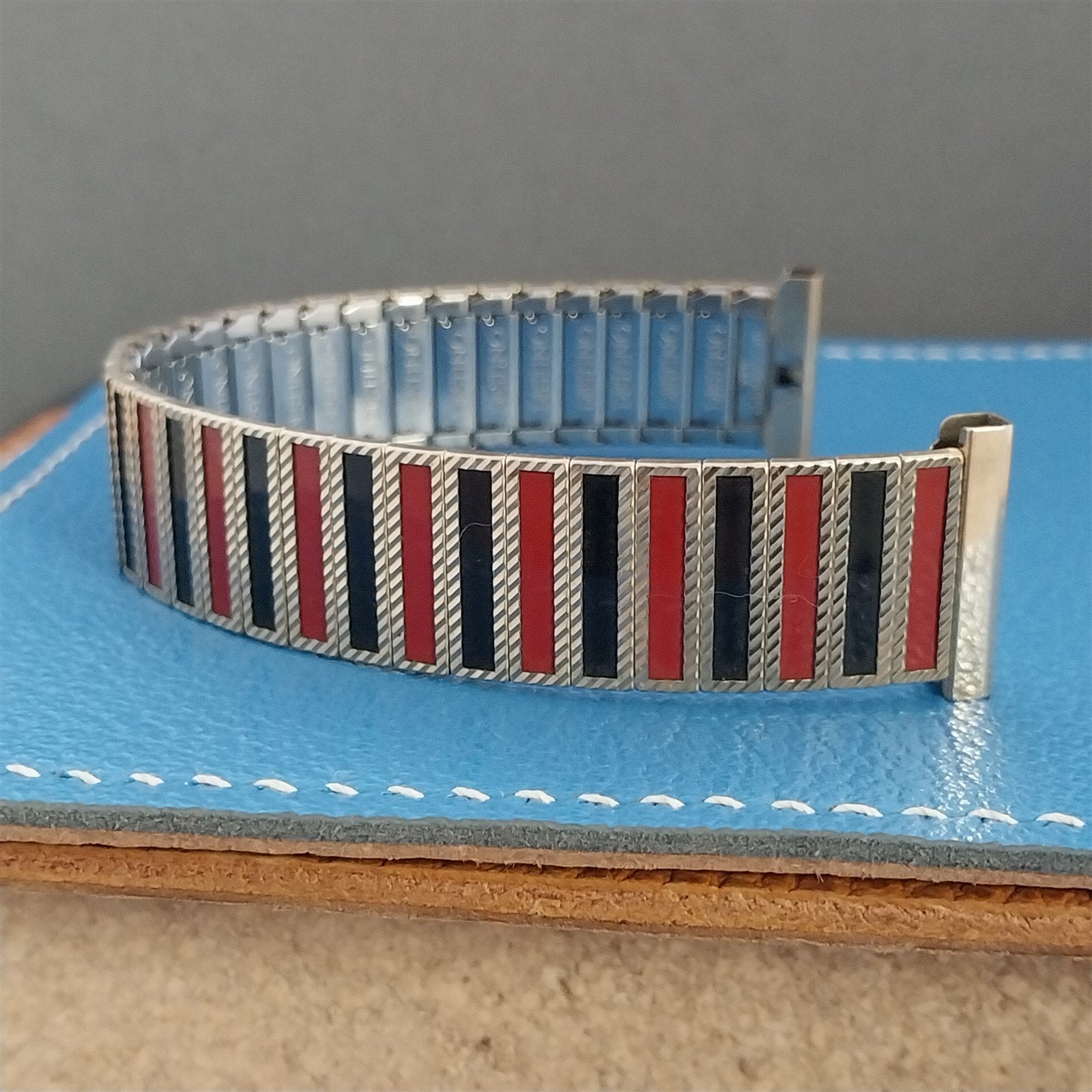 Destino Gold-Filled Black & Red Uniflex USA 1960s nos Vintage Watch Band