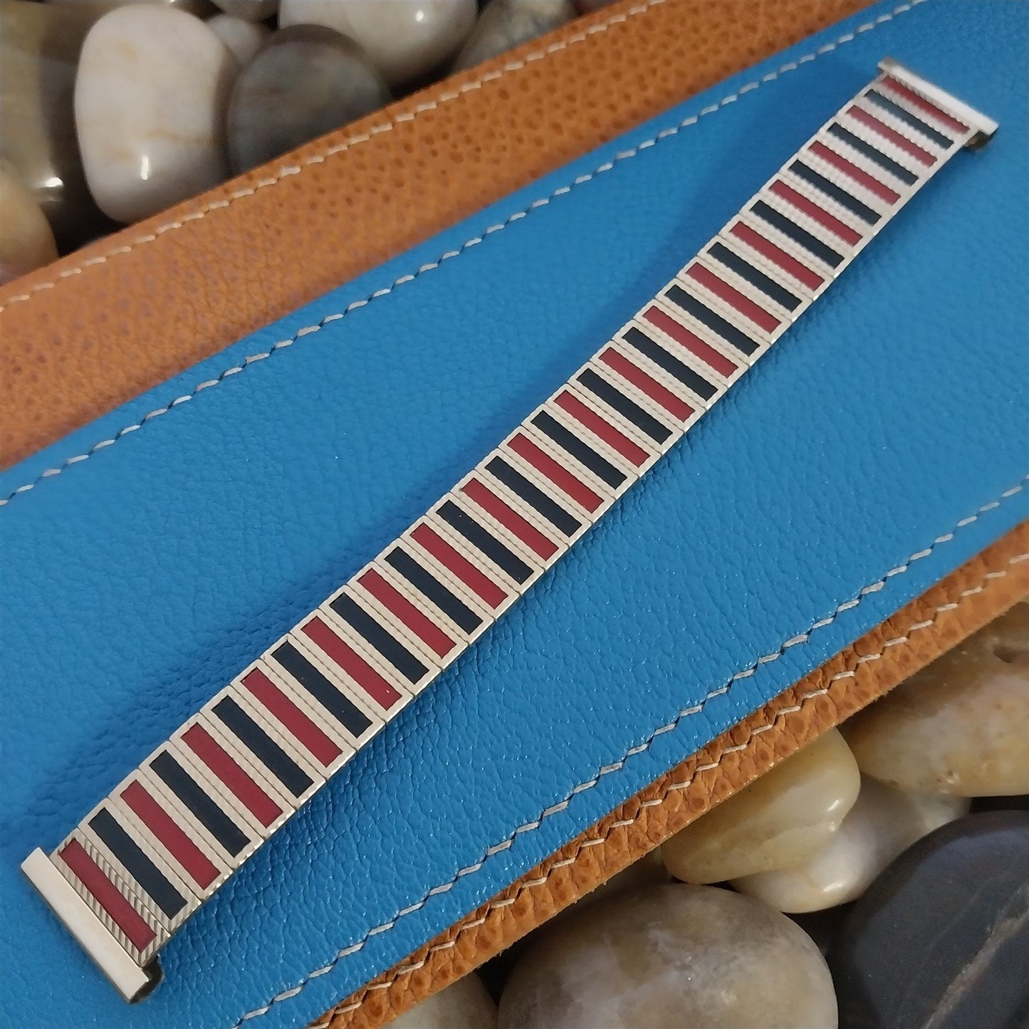 Destino Gold-Filled Black & Red Uniflex USA 1960s nos Vintage Watch Band