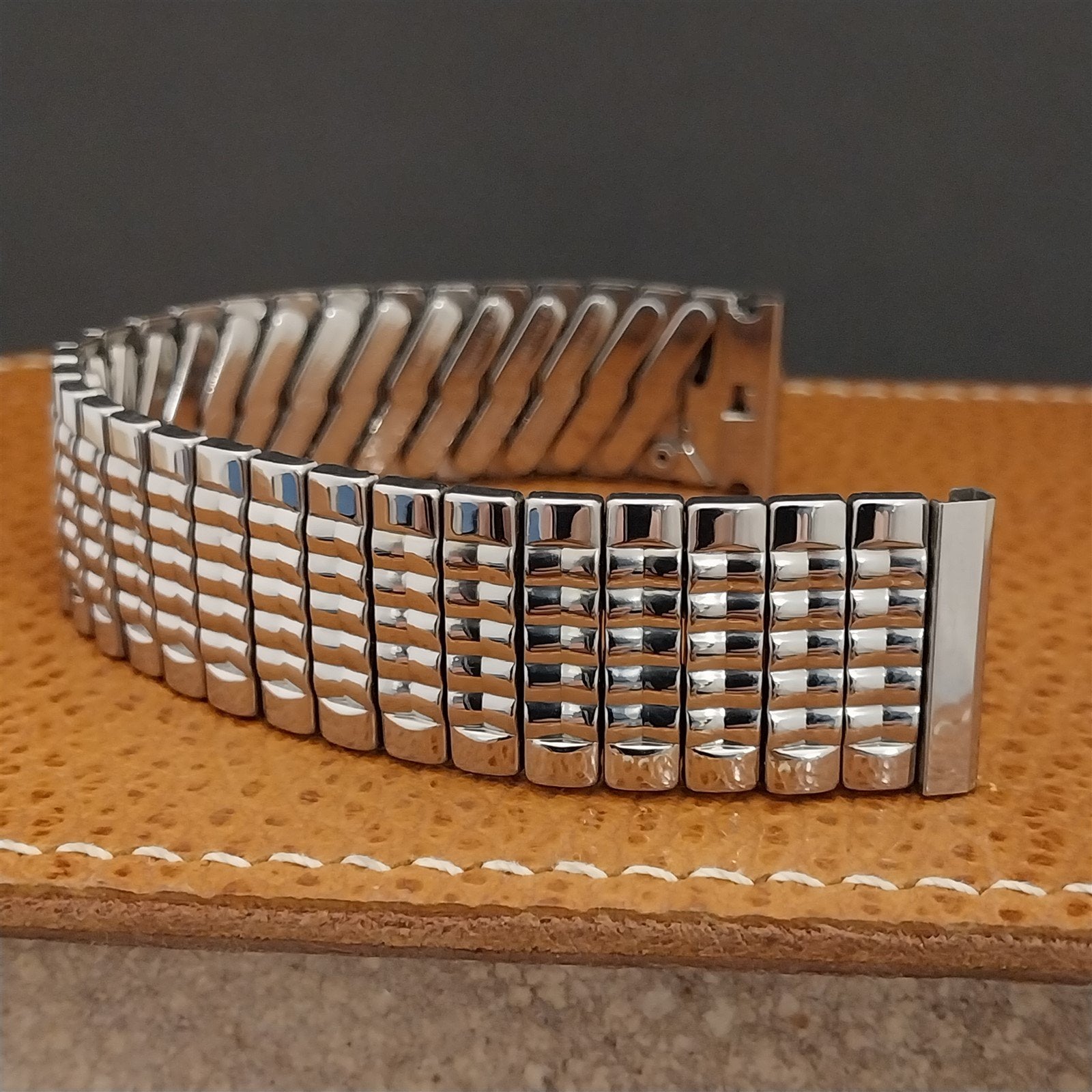 17.2mm 11/16" Baldwin Wide Stainless Steel Expansion 1960s Vintage Watch Band