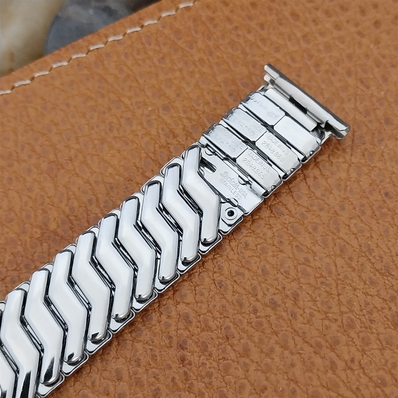 Vintage 1950s nos Duchess USA Stainless Steel Scissor Expansion Watch Band