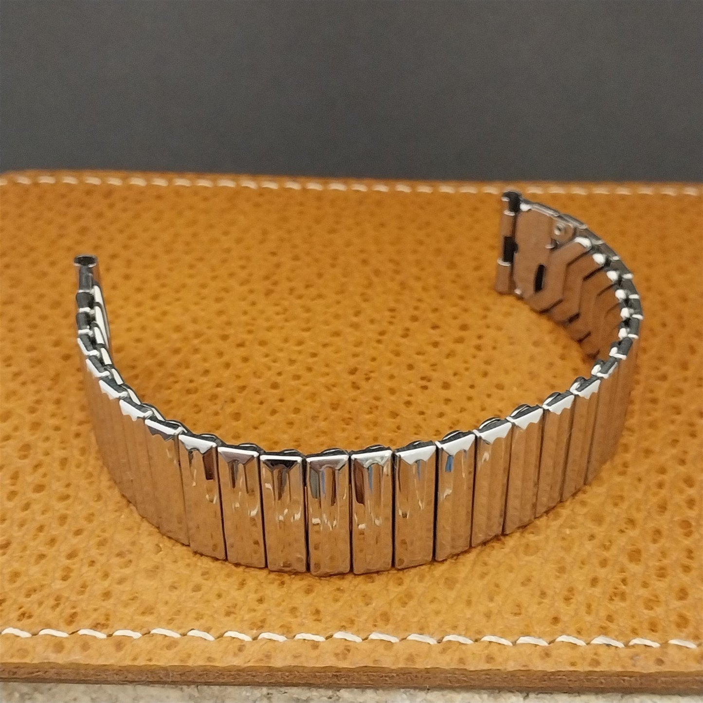 5/8" Stainless Steel Scissor Expansion Duchess USA nos 1950s Vintage Watch Band