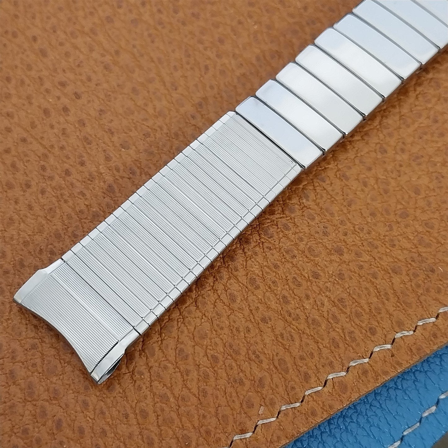 Vintage 18mm 17mm Stainless Steel Expansion Duchess Unused 1960s Watch Band