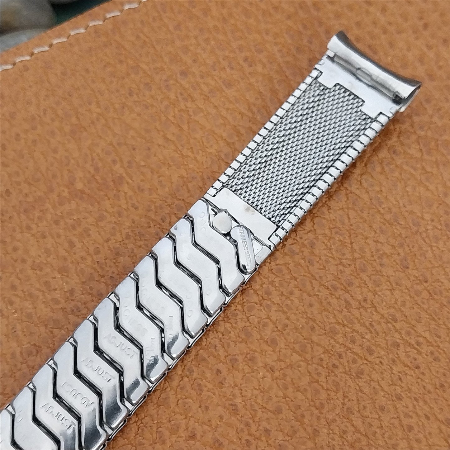 Vintage 18mm 17mm Stainless Steel Expansion Duchess Unused 1960s Watch Band