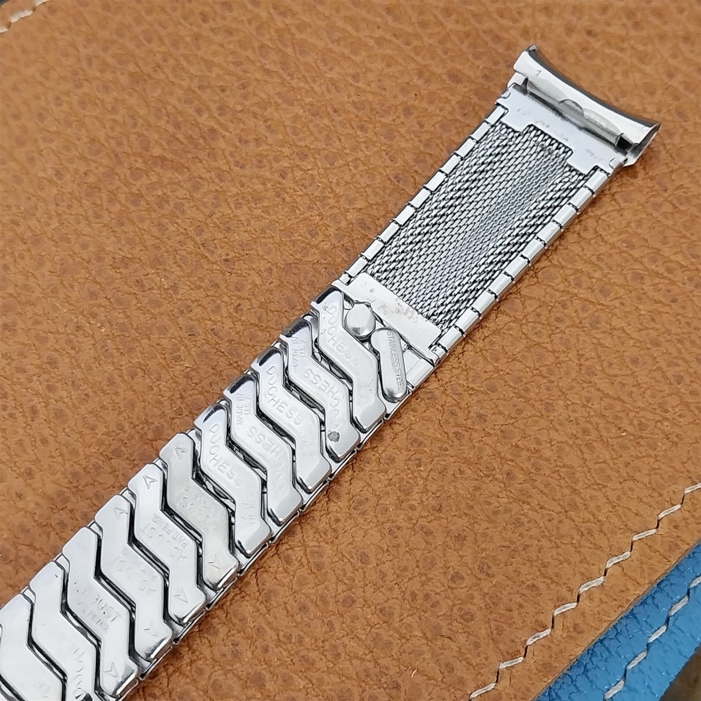 19mm 18mm 17mm Stainless Steel Expansion Duchess Unused 1960s Vintage Watch Band