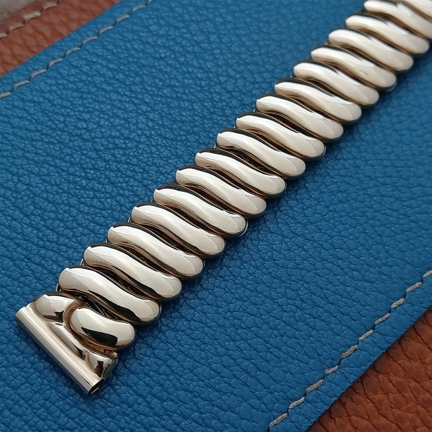 Vintage 5/8" Bristol Short Gold-Filled Classic Stretch Unused 1940s Watch Band