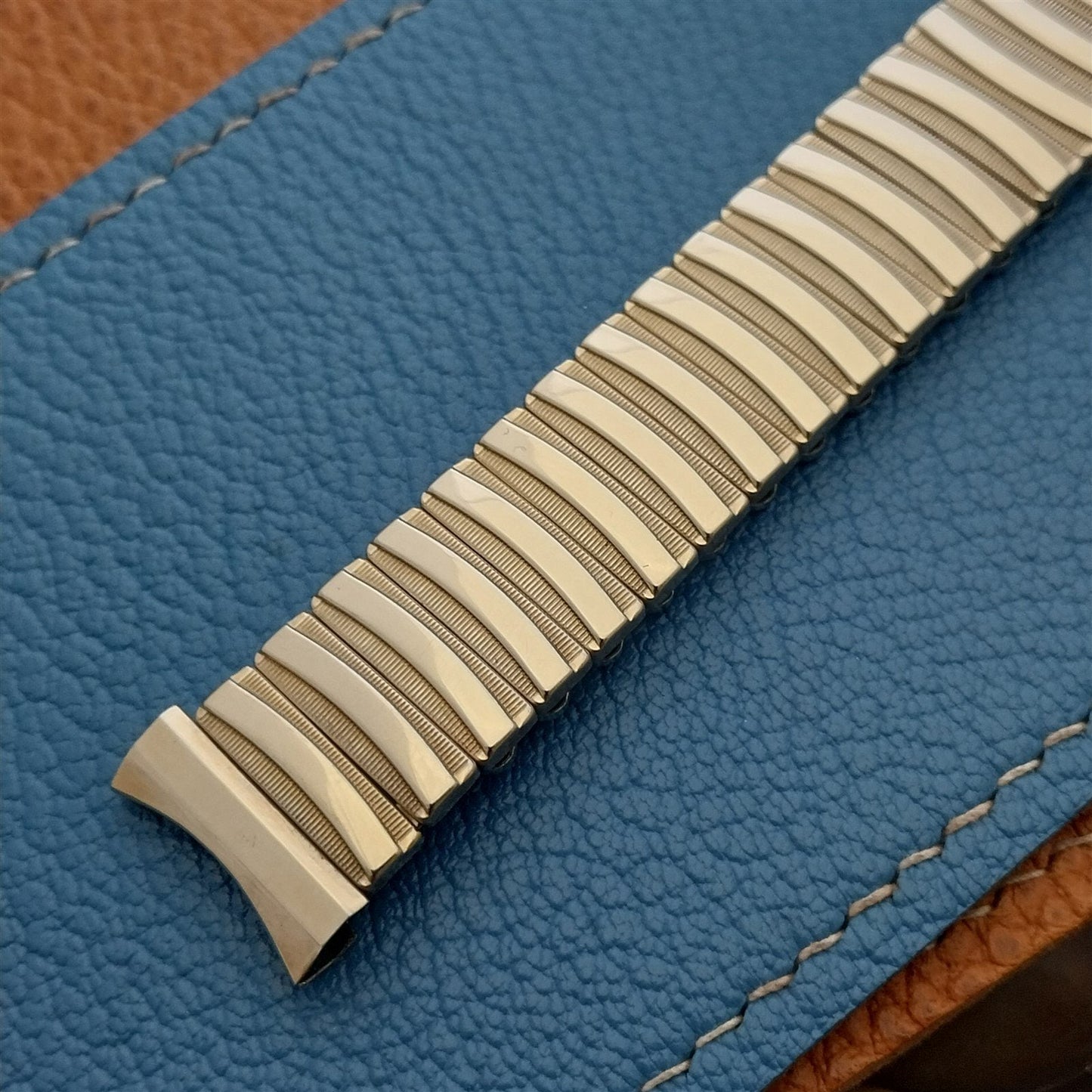 Vintage 1959 17.2mm Gold-Filled Classic Stretch Flex-Let nos Unused Watch Band