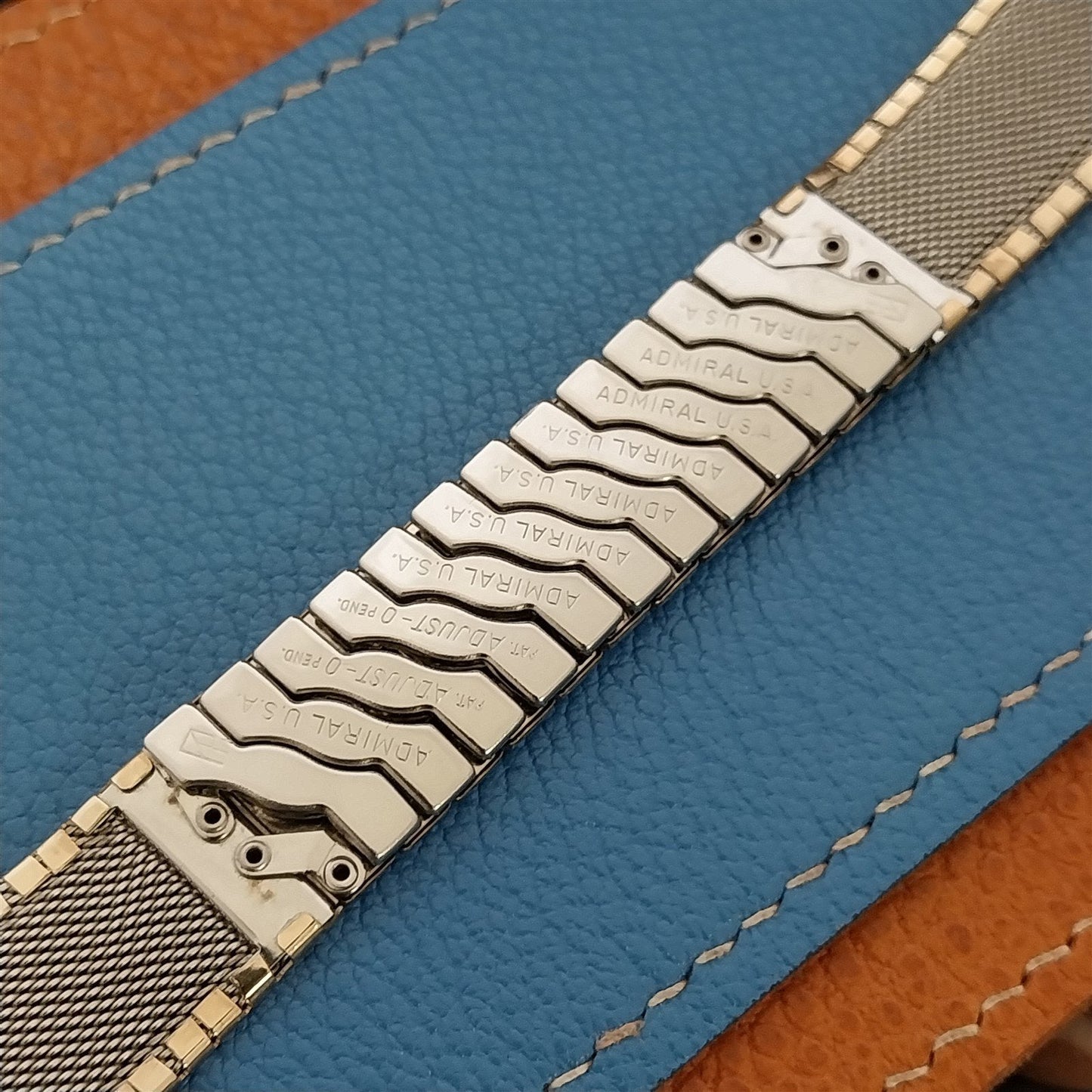 17.2mm Yellow Gold-Filled Expansion Admiral 1960s Unused nos Vintage Watch Band