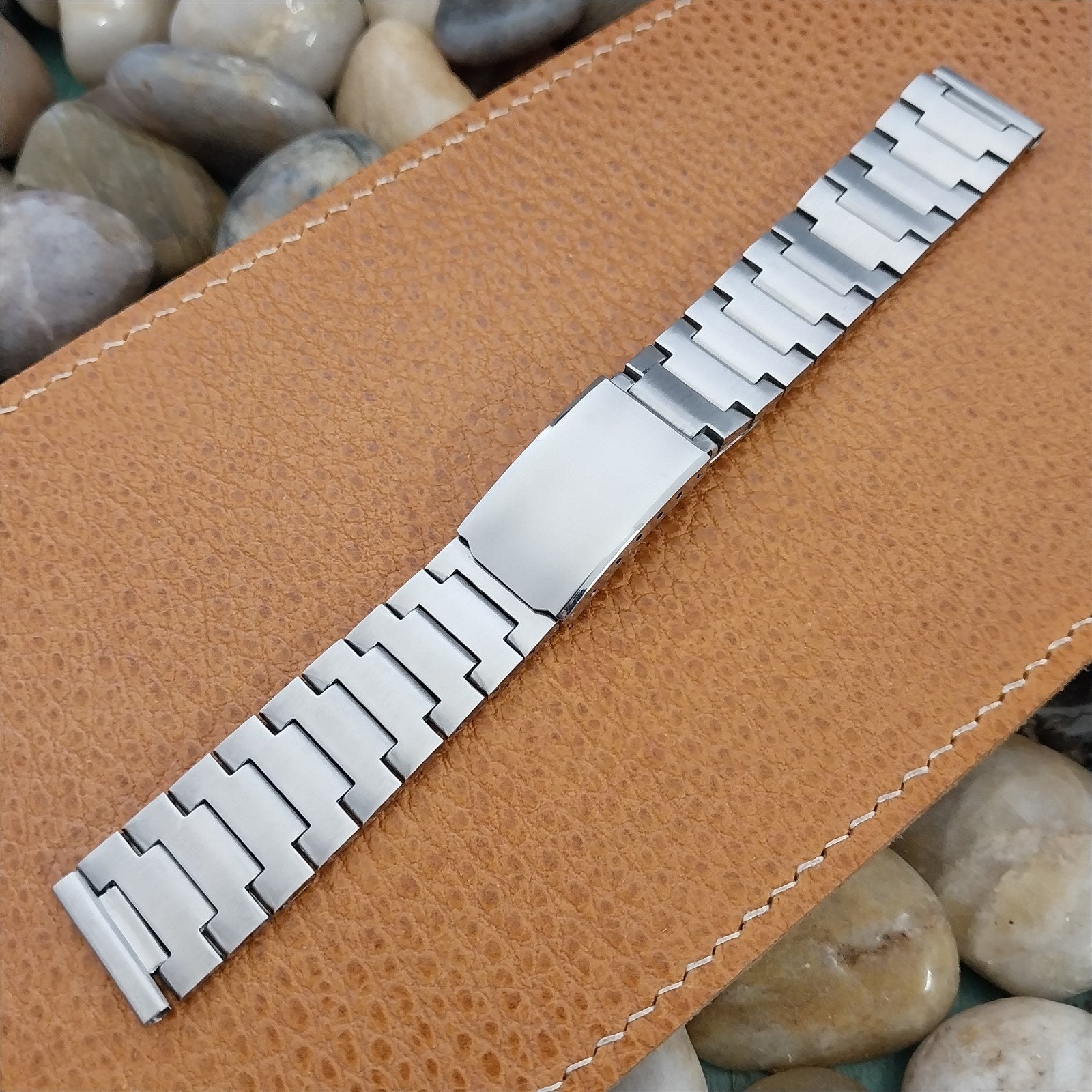 17.2mm Stainless Steel Diver Prospect 1970s Unused nos Vintage Watch Band