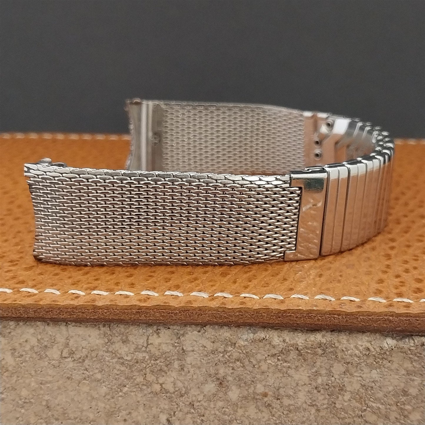 17.2mm Stainless Steel Mesh Finesse USA nos 1950s Vintage Watch Band