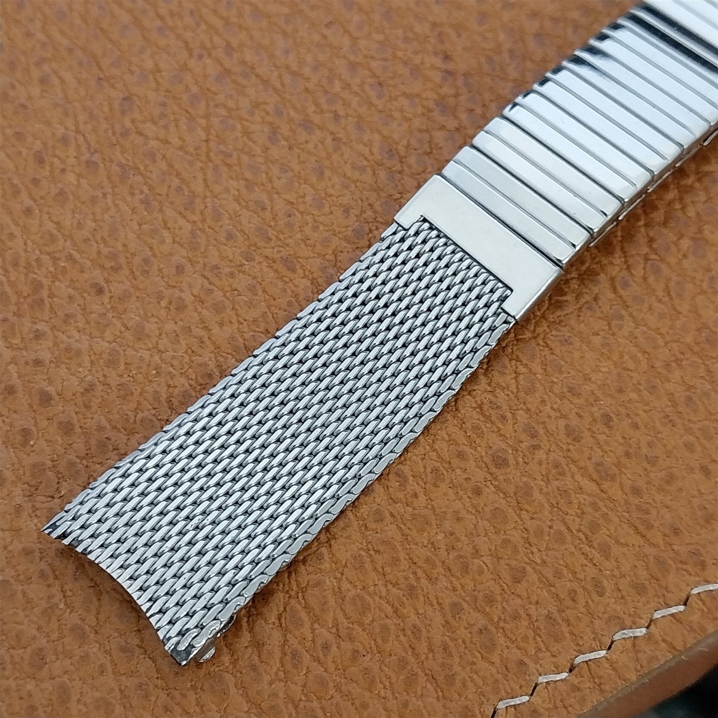 17.2mm Stainless Steel Mesh Finesse USA nos 1950s Vintage Watch Band