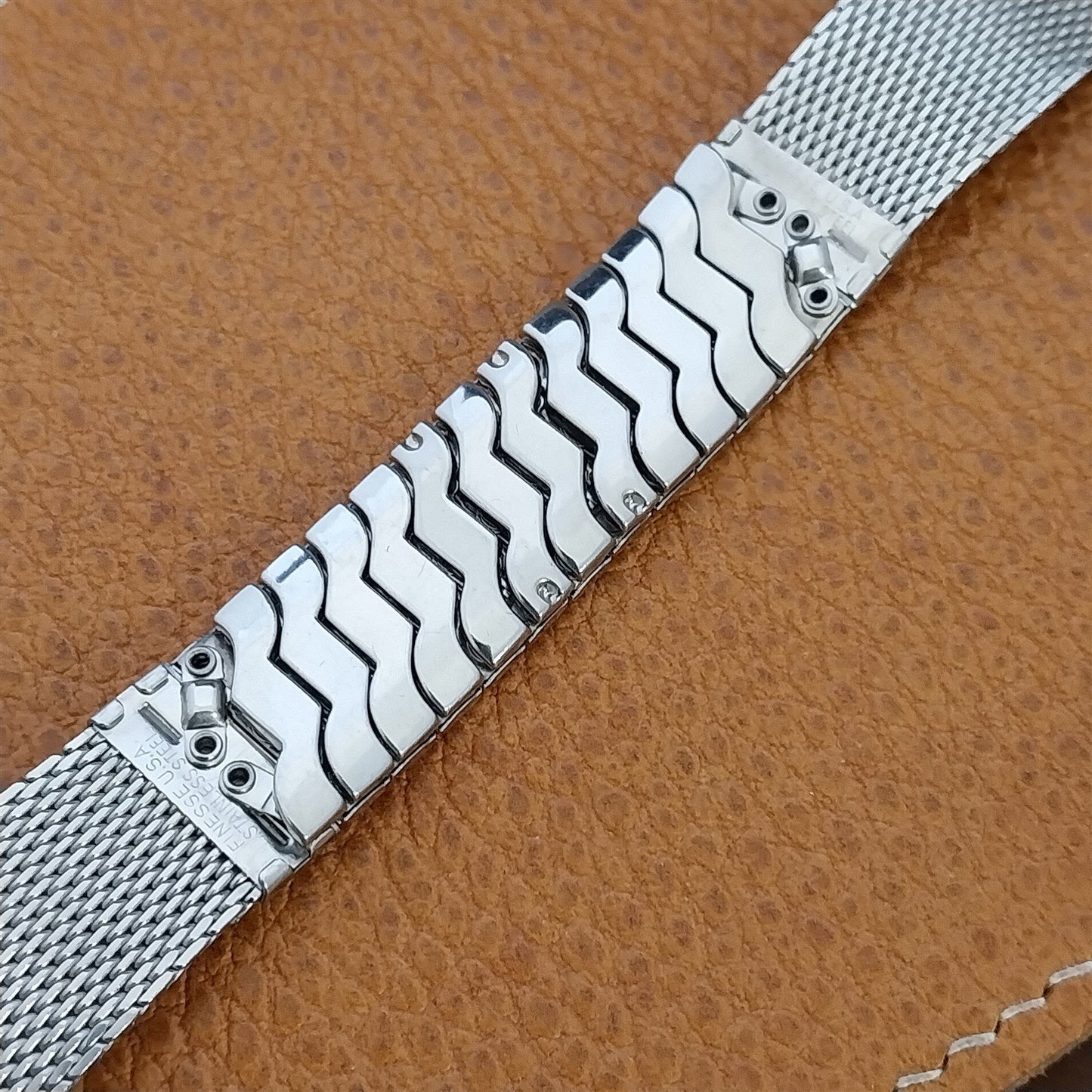 17.2mm Stainless Steel Mesh Finesse USA nos 1950s Vintage Watch Band