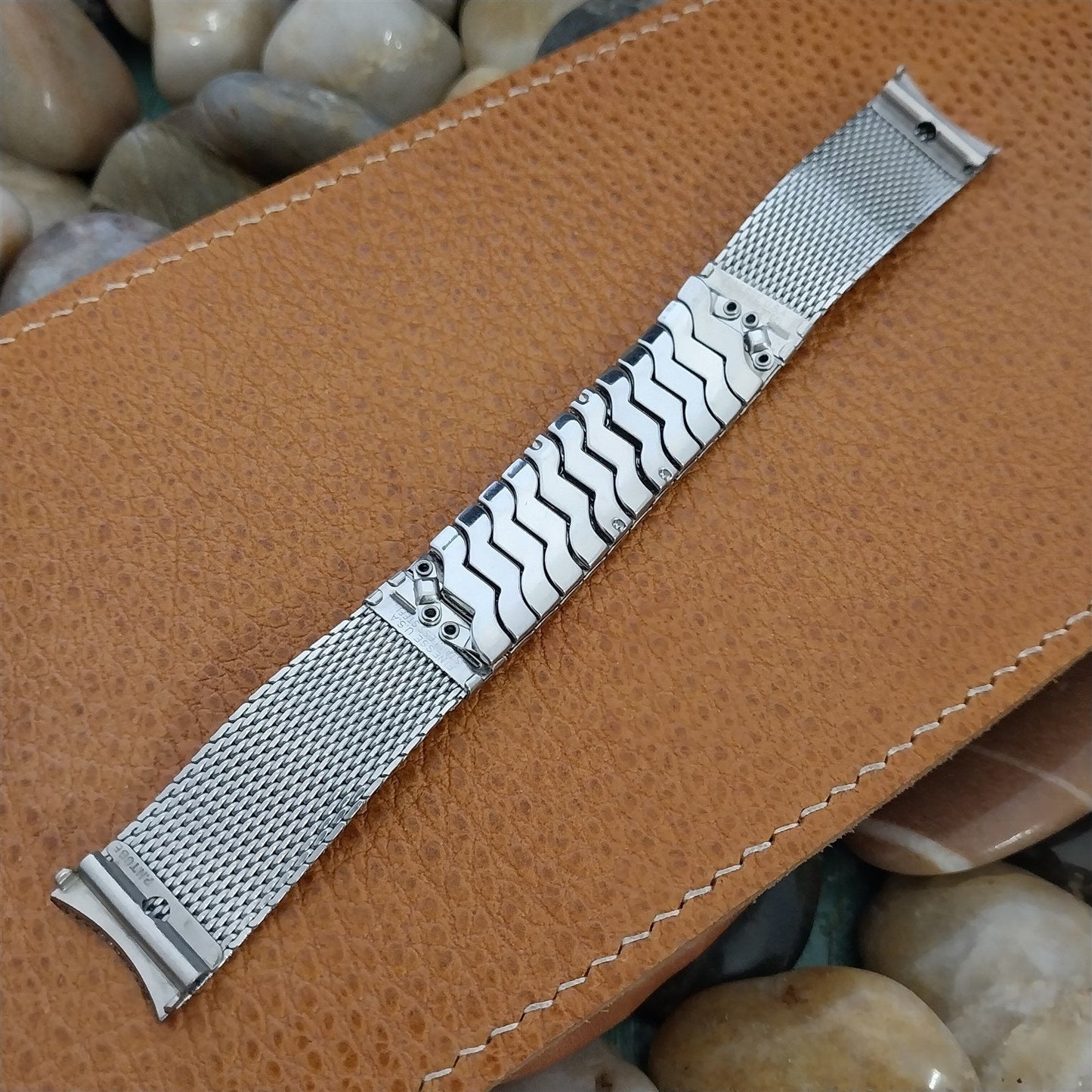 17.2mm Stainless Steel Mesh Finesse USA nos 1950s Vintage Watch Band