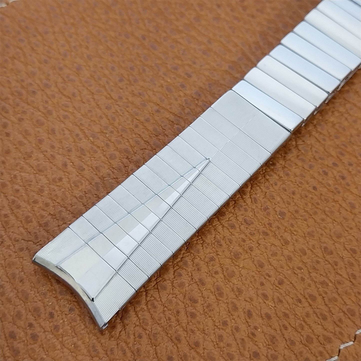 17.2mm Stainless Steel Finesse USA nos Classic 1950s Vintage Watch Band