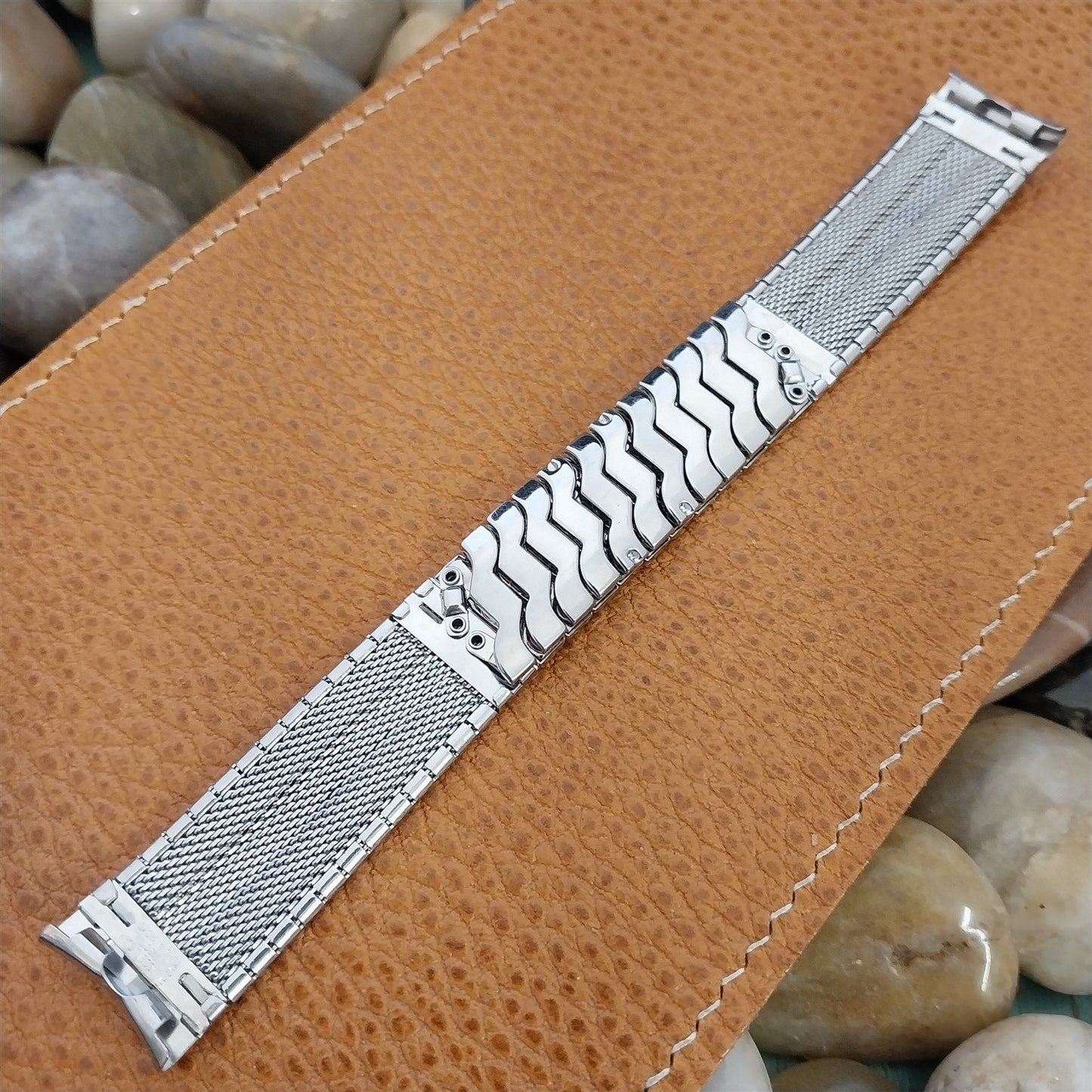 17.2mm Stainless Steel Finesse USA nos Classic 1950s Vintage Watch Band