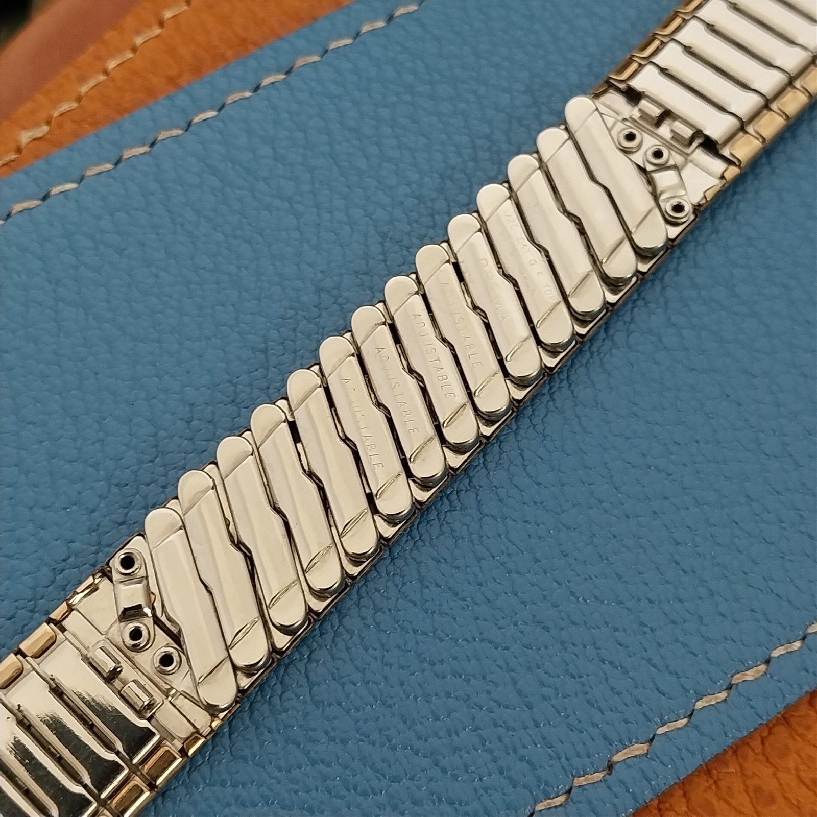 17.2mm Drema 10k Gold-Filled Classic 1960s Vintage Watch Band nos