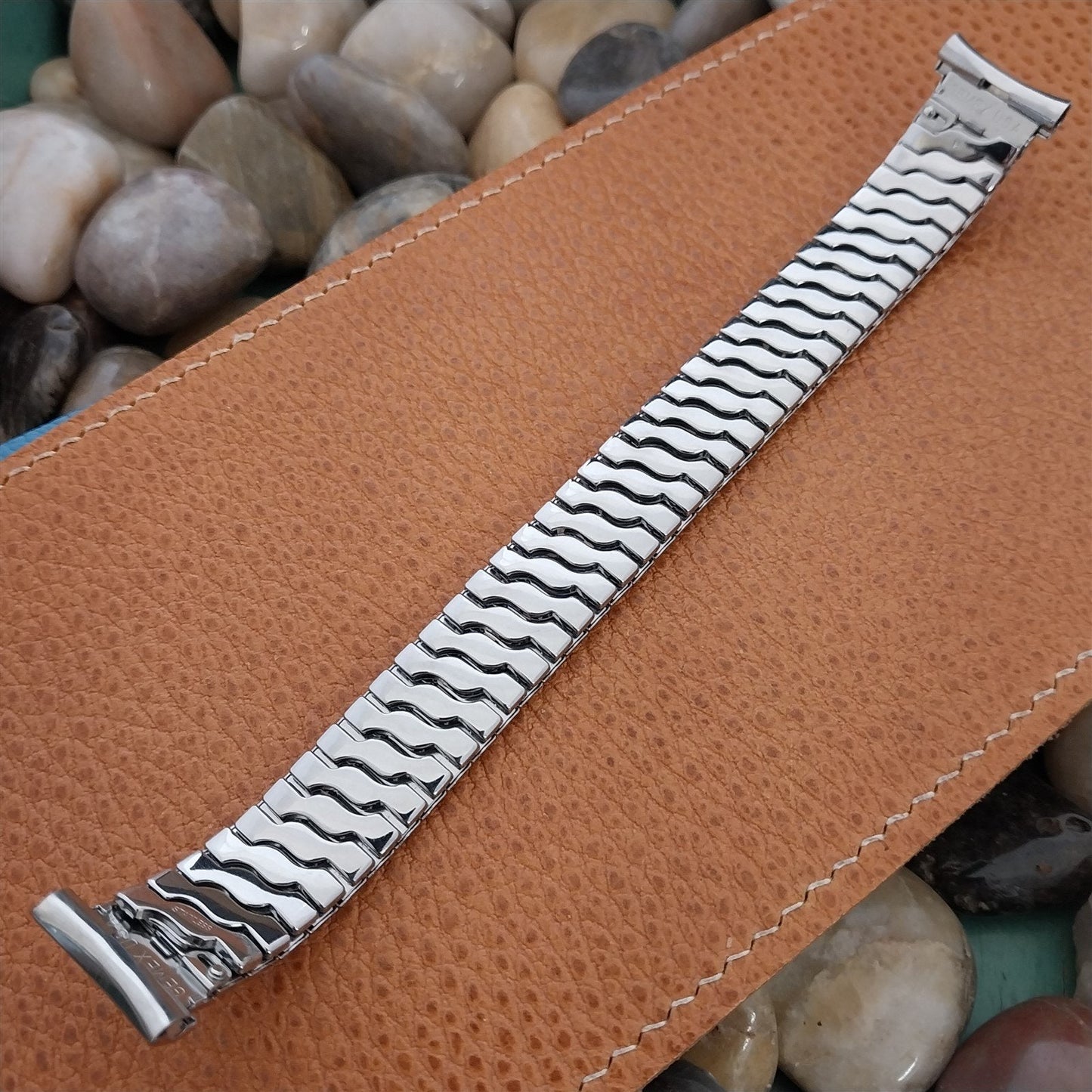 Long Gemex 19mm Stainless Steel Classic Stretch Unused 1950s Vintage Watch Band