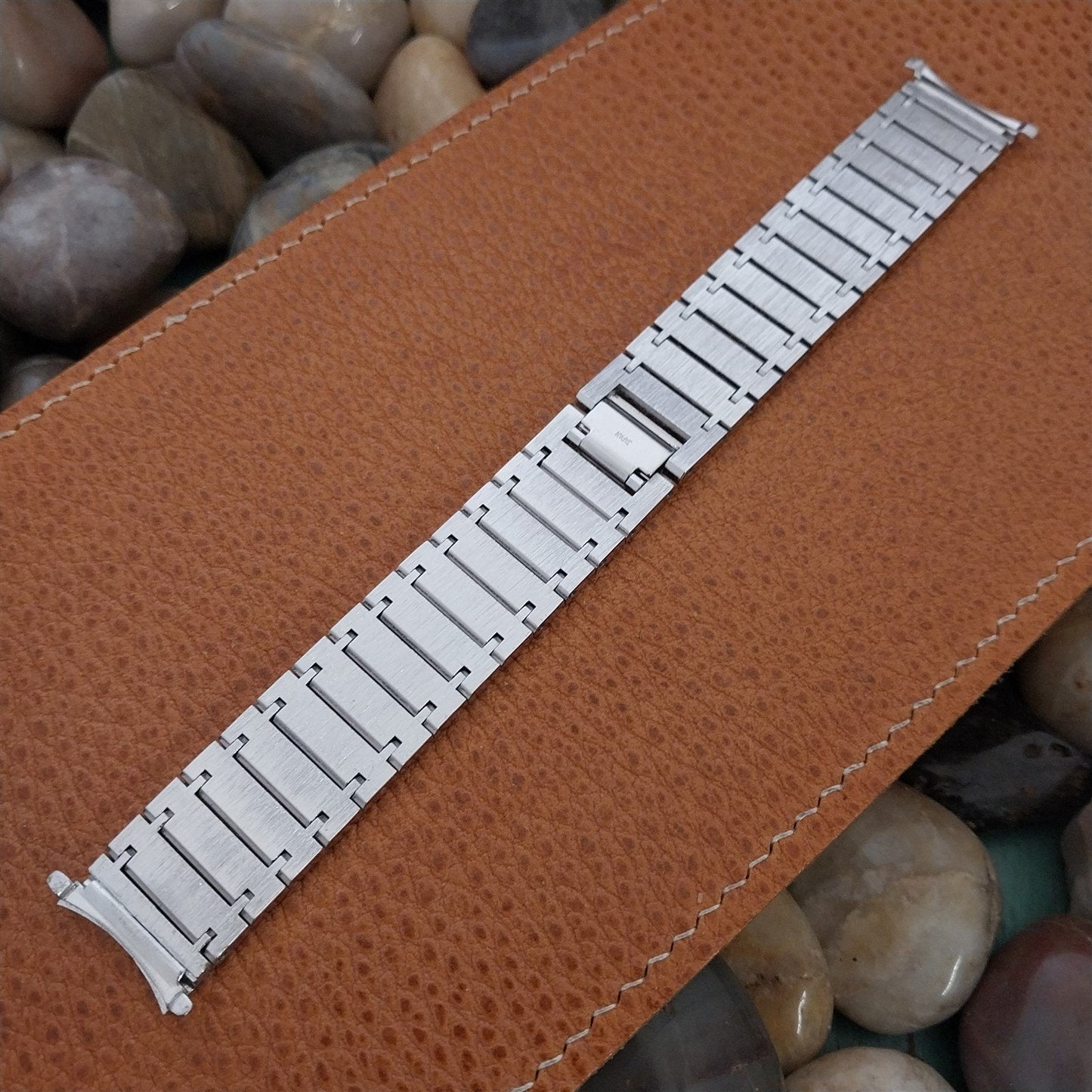 17.2mm 11/16" White Gold hge Chavis nos Unused 1970s Vintage Watch Band