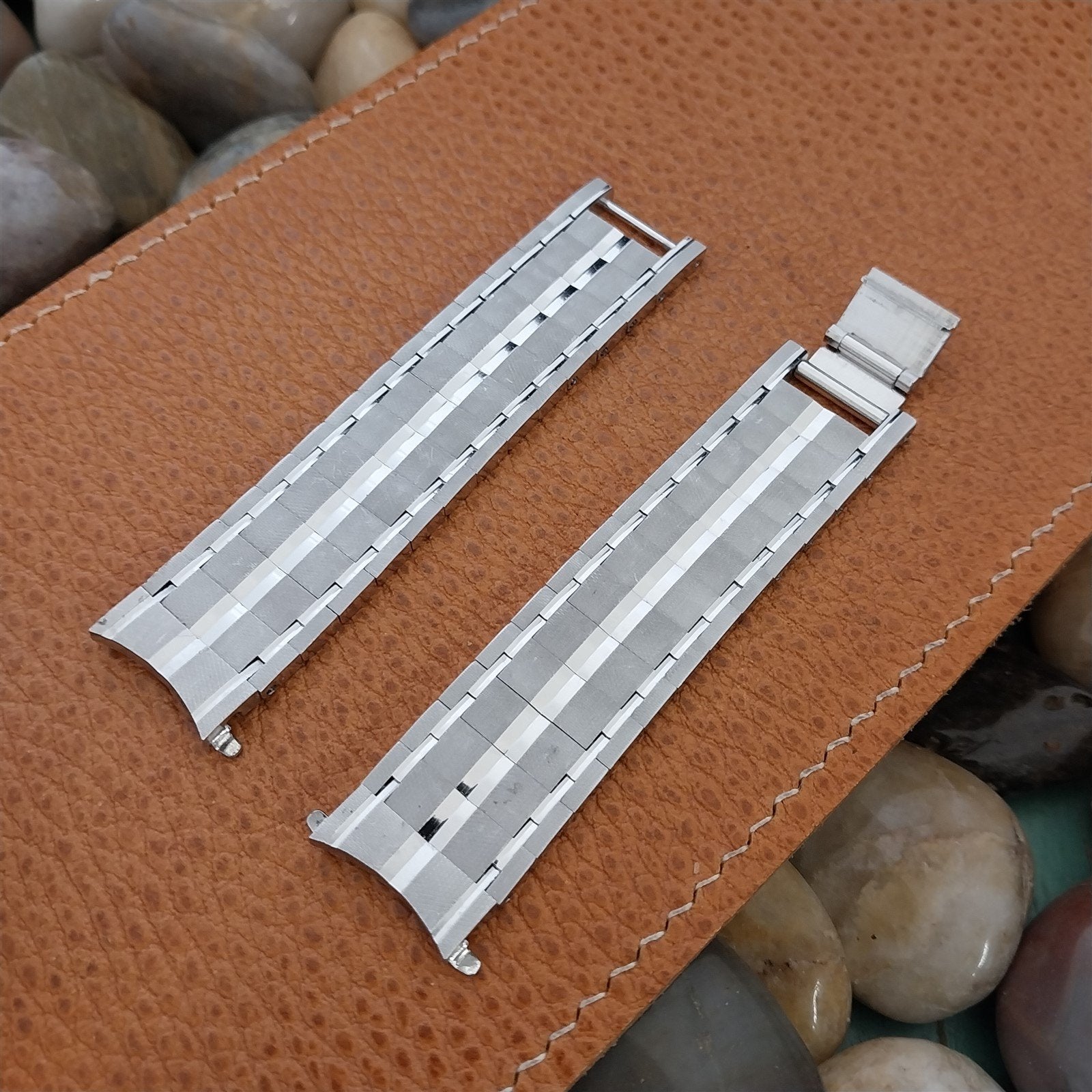 17.2mm 11/16" White Gold hge Chavis nos Unused 1970s Vintage Watch Band