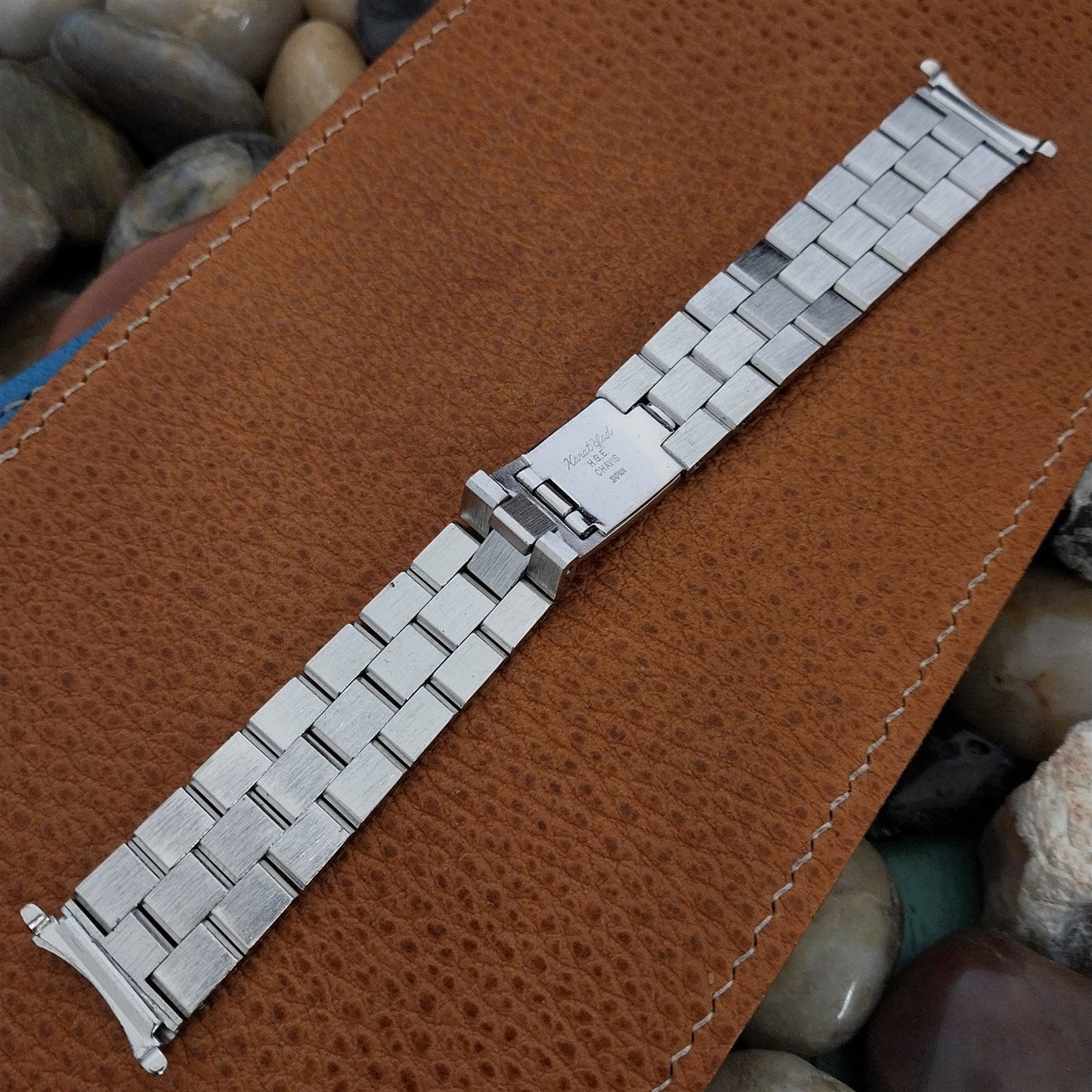 11/16" 17.2mm White Gold hge Chavis nos 1970s Vintage Watch Band