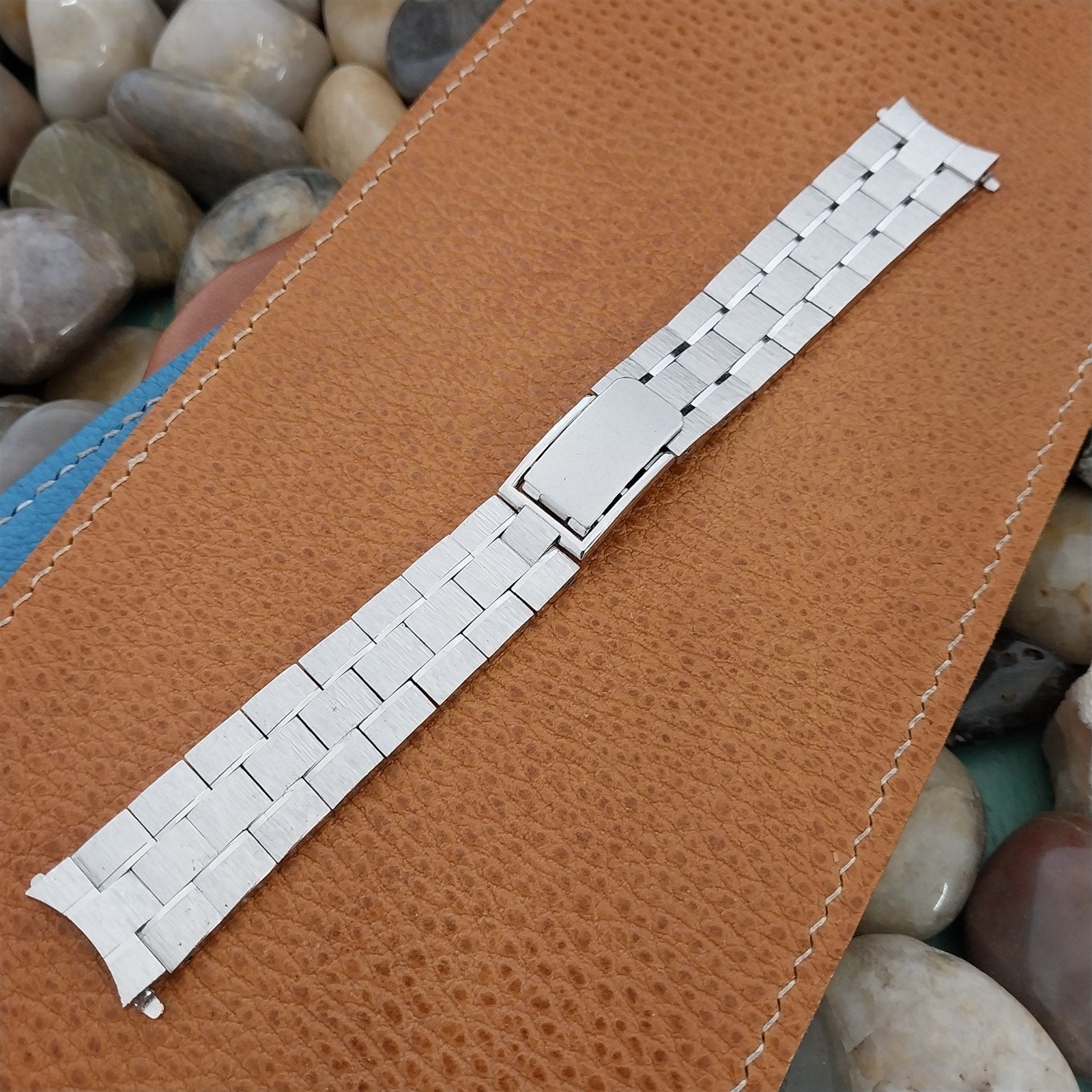 11/16" 17.2mm White Gold hge Chavis nos 1970s Vintage Watch Band