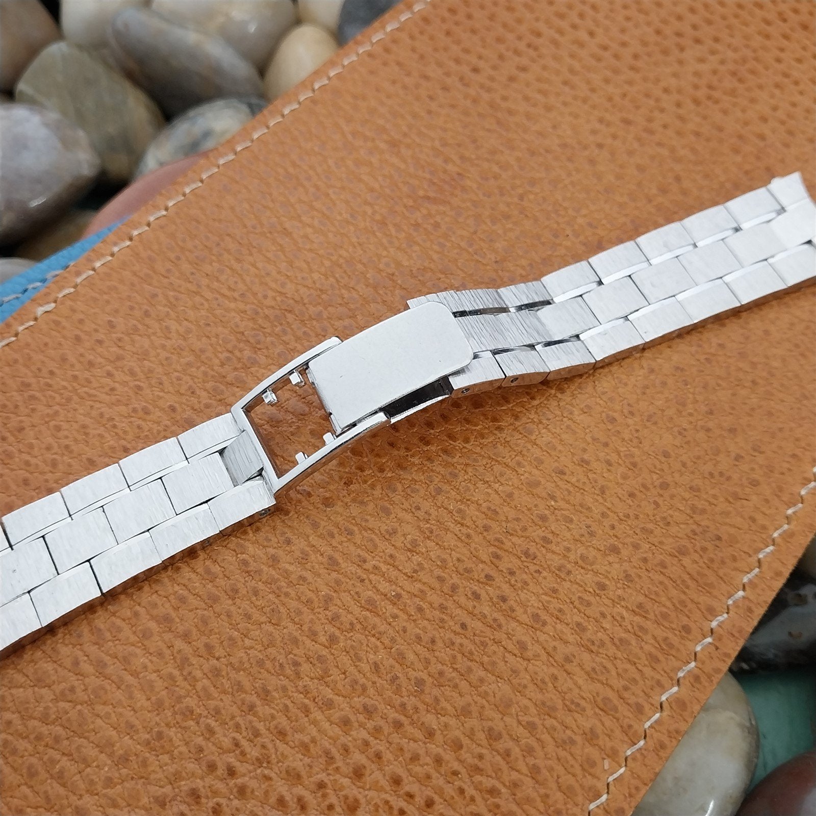 11/16" 17.2mm White Gold hge Chavis nos 1970s Vintage Watch Band