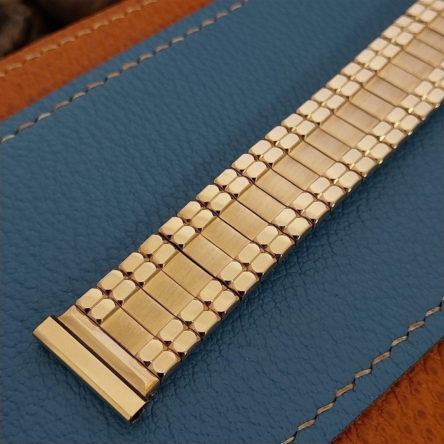 Wide 10K Gold-Filled Gemex USA 1950s Unused nos Vintage Watch Band