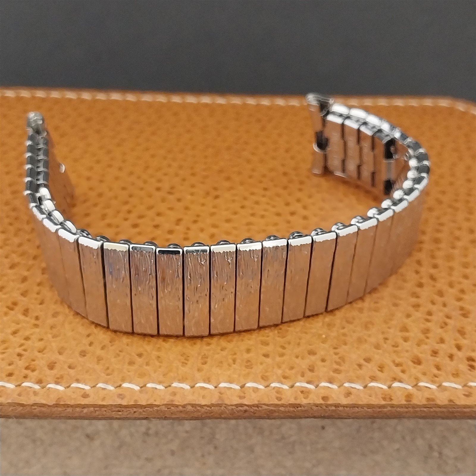 Hadley Elgin 19mm 18mm Stainless Steel Expansion Unused 1960s Vintage Watch Band