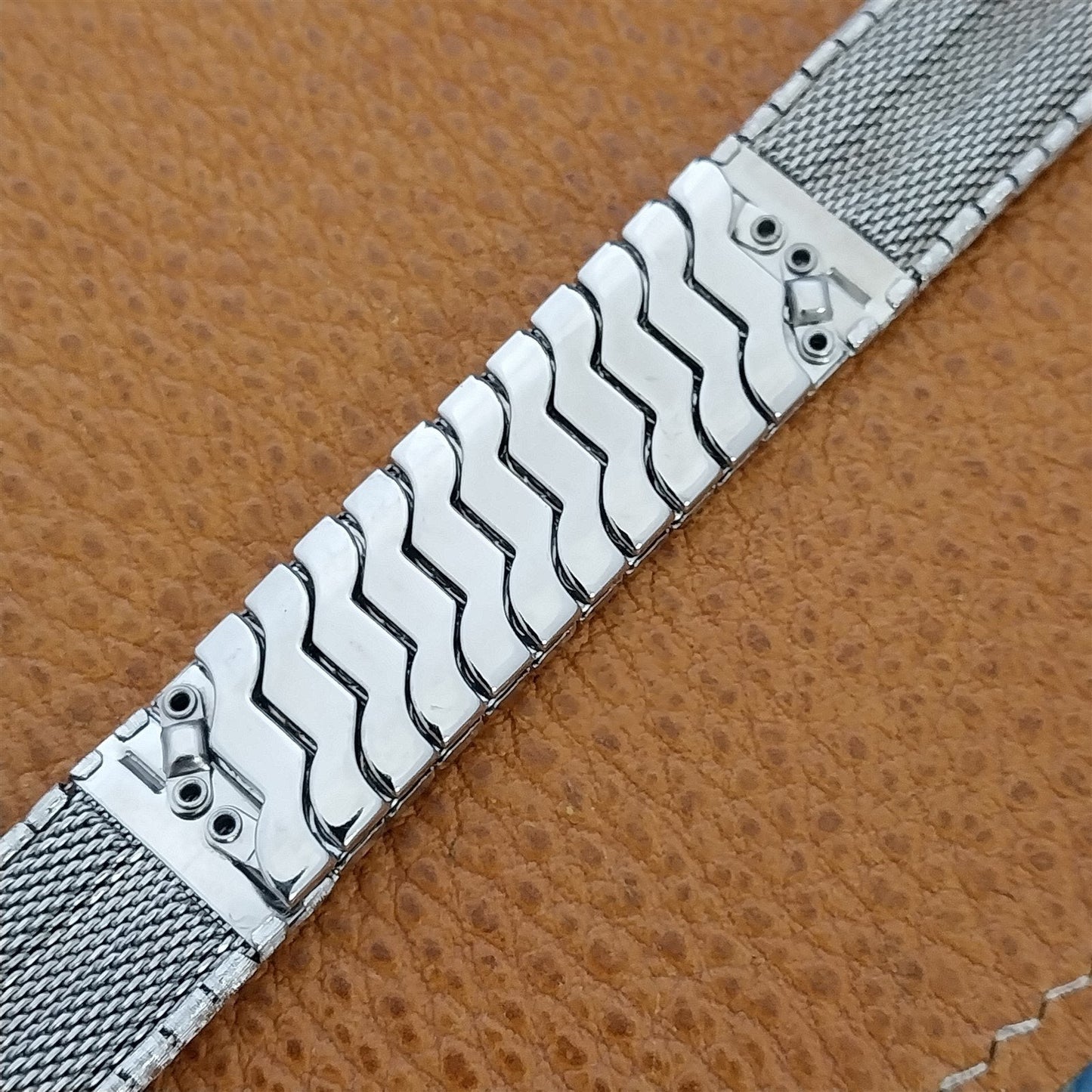 17.2mm Hadley Elgin Stainless Steel Expansion Unused 1960s Vintage Watch Band