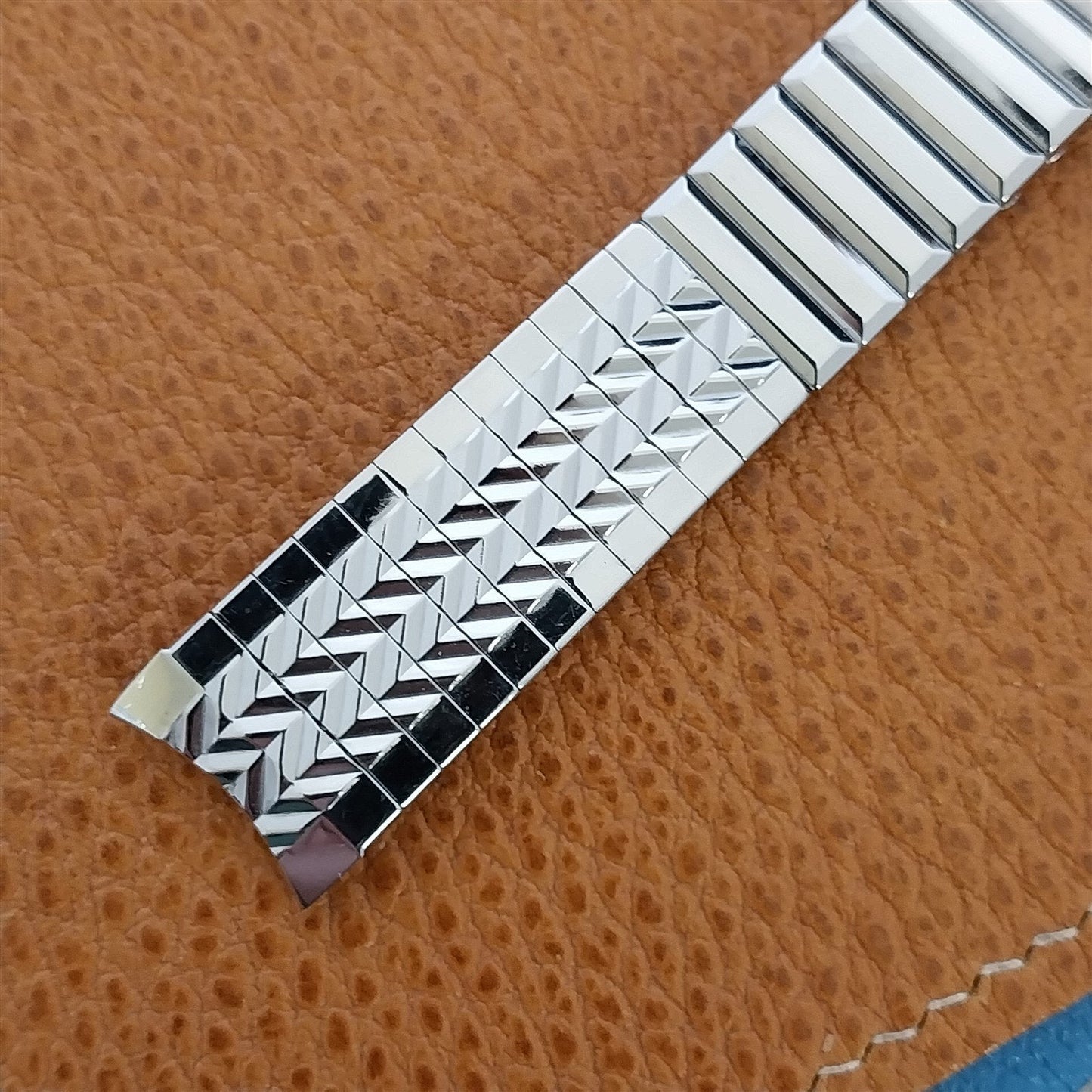 17.2mm Hadley Elgin Stainless Steel Expansion Unused 1960s Vintage Watch Band