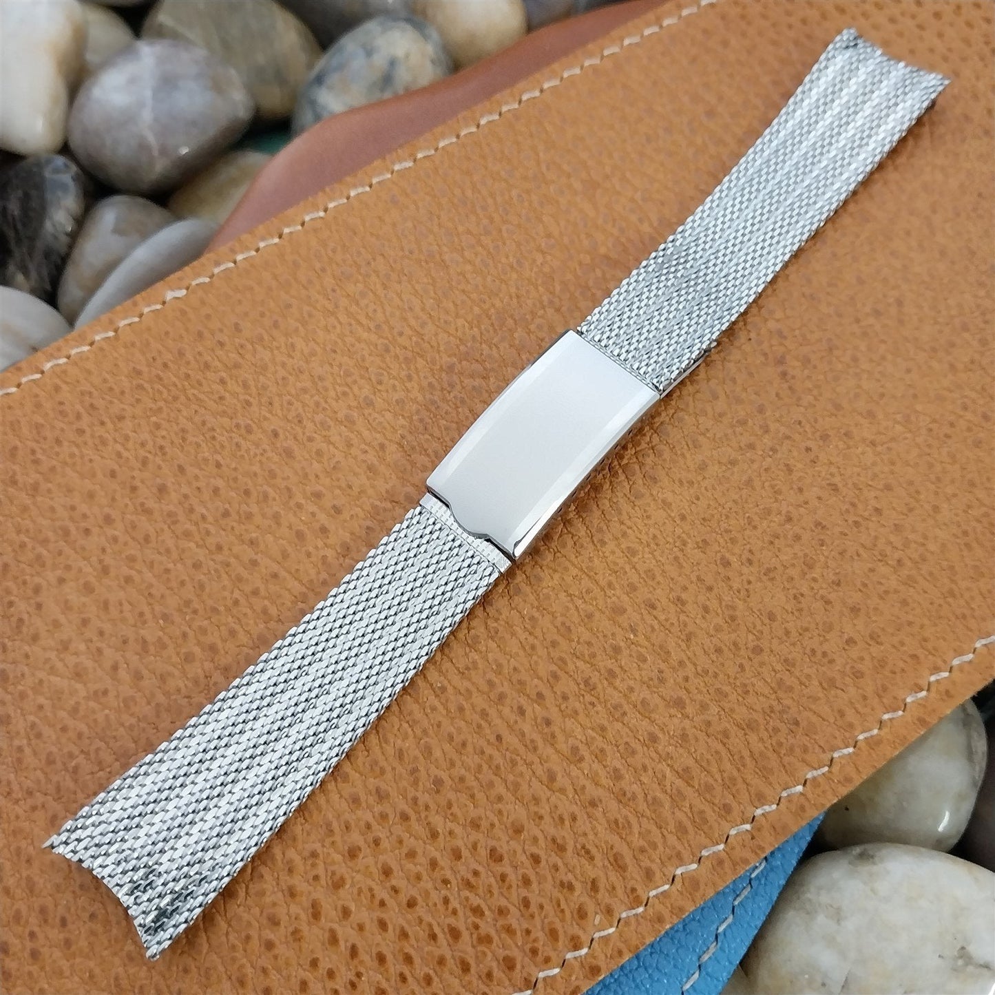 Vintage 18mm Stainless Steel Mesh Hadley USA 1970s Unused Classic Watch Band