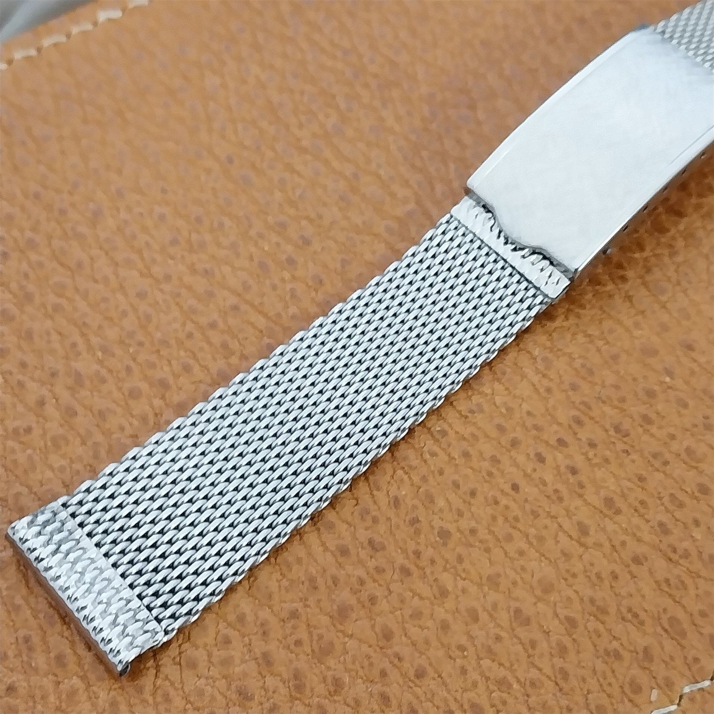 17.2mm Stainless Steel Mesh Hadley USA 1970s Vintage Watch Band nos