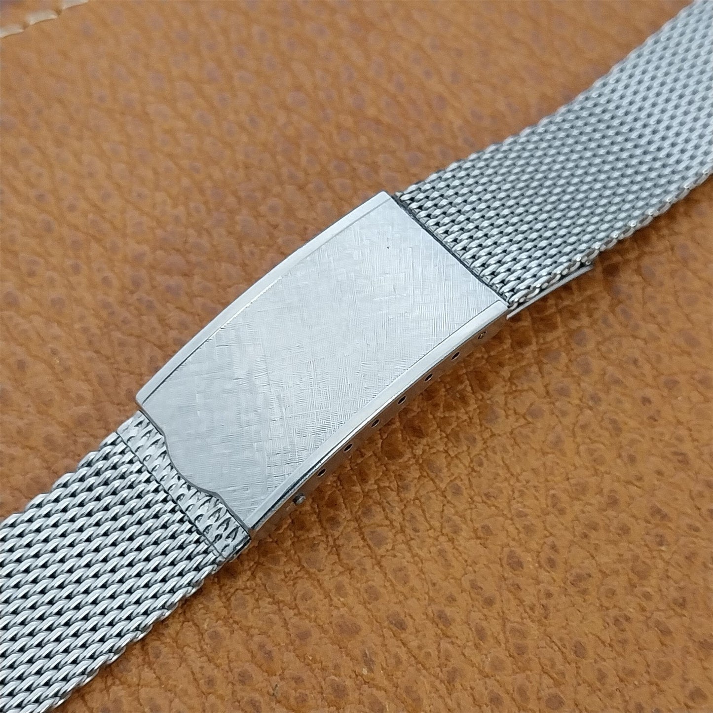 17.2mm Stainless Steel Mesh Hadley USA 1970s Vintage Watch Band nos