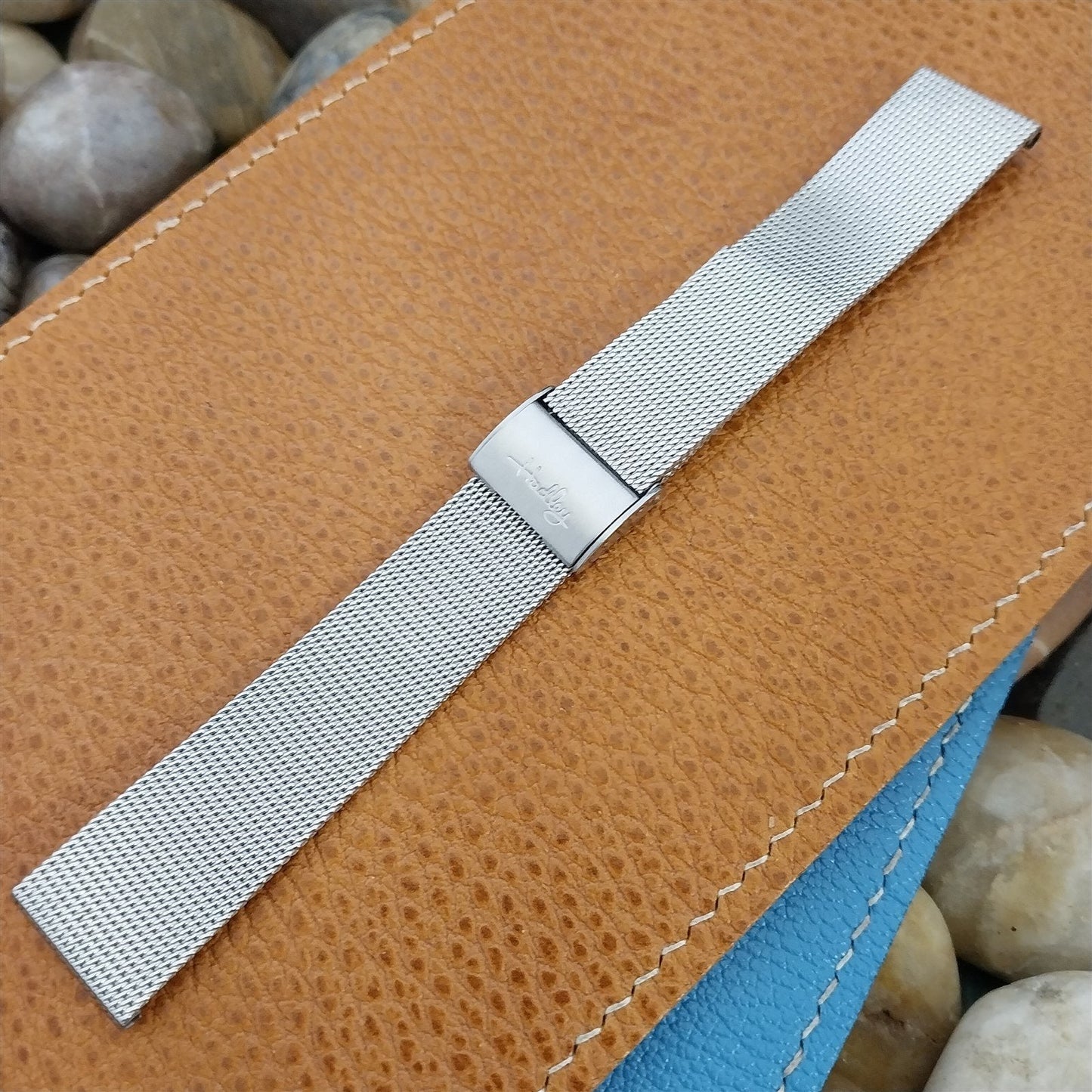 17.2mm Stainless Steel Mesh Hadley nos 1960s Vintage Watch Band