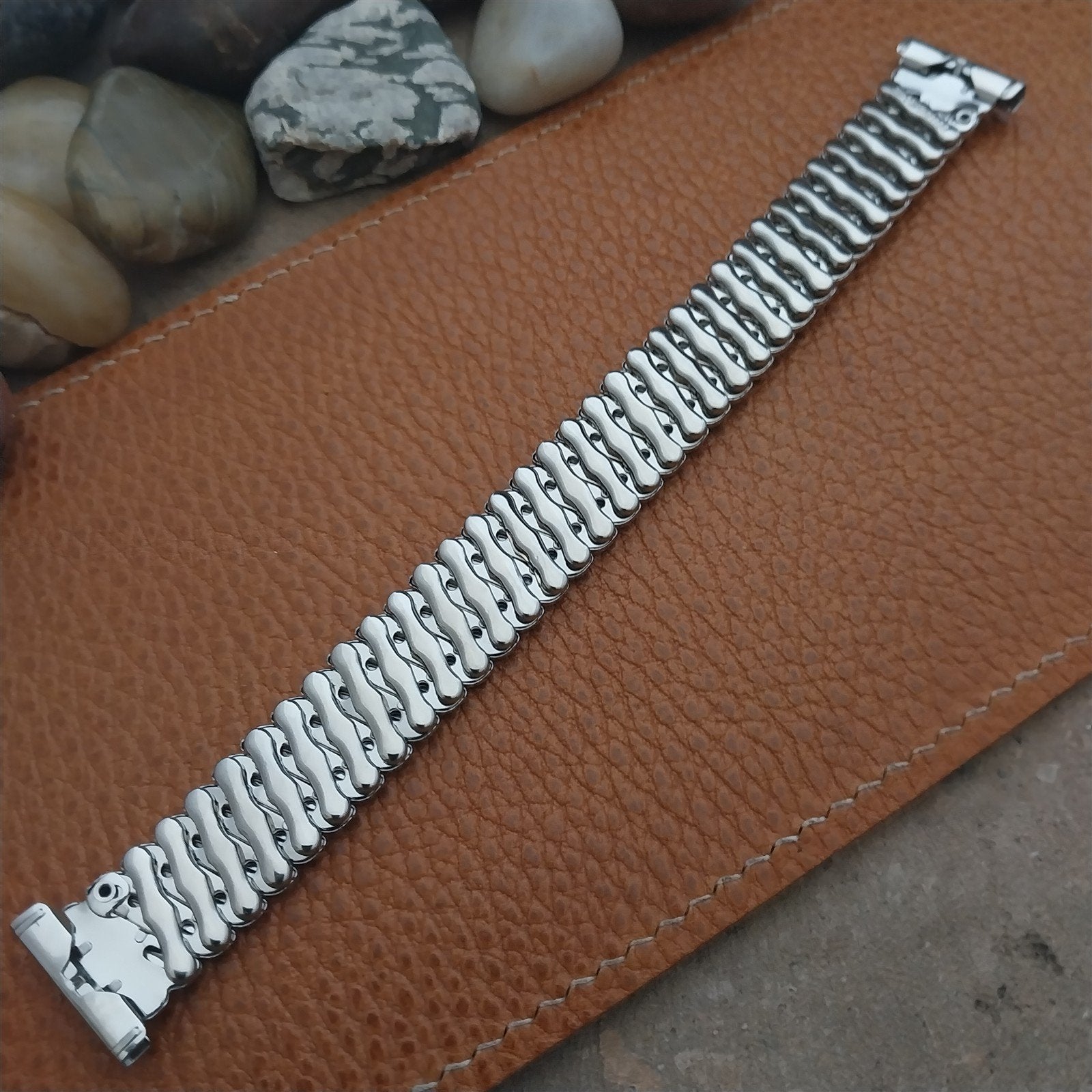 1950s Bellavance Long Stainless Steel Expansion nos Vintage Watch Band 16mm-19mm