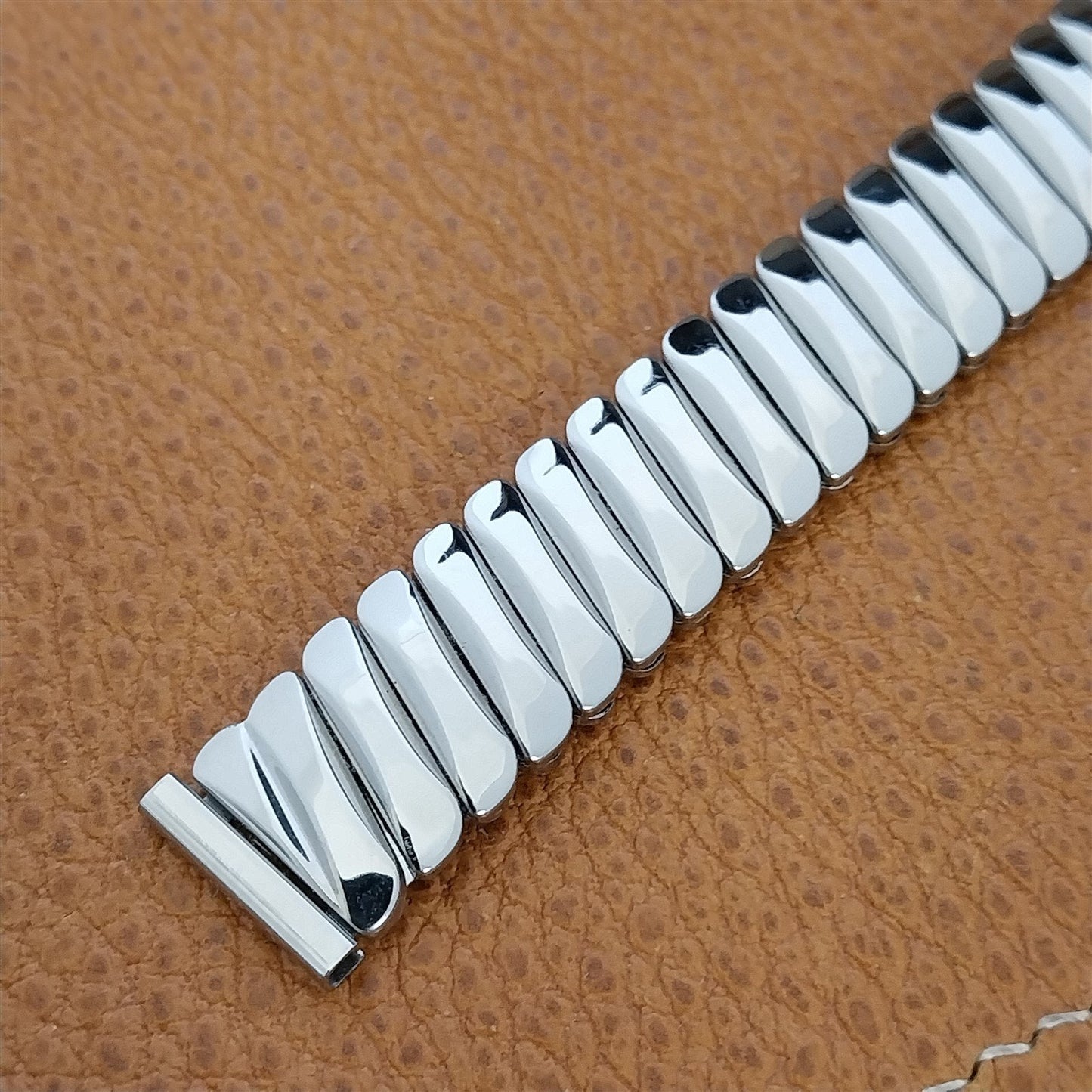 1950s Bellavance 15mm Short Stainless Steel Expansion nos Vintage Watch Band