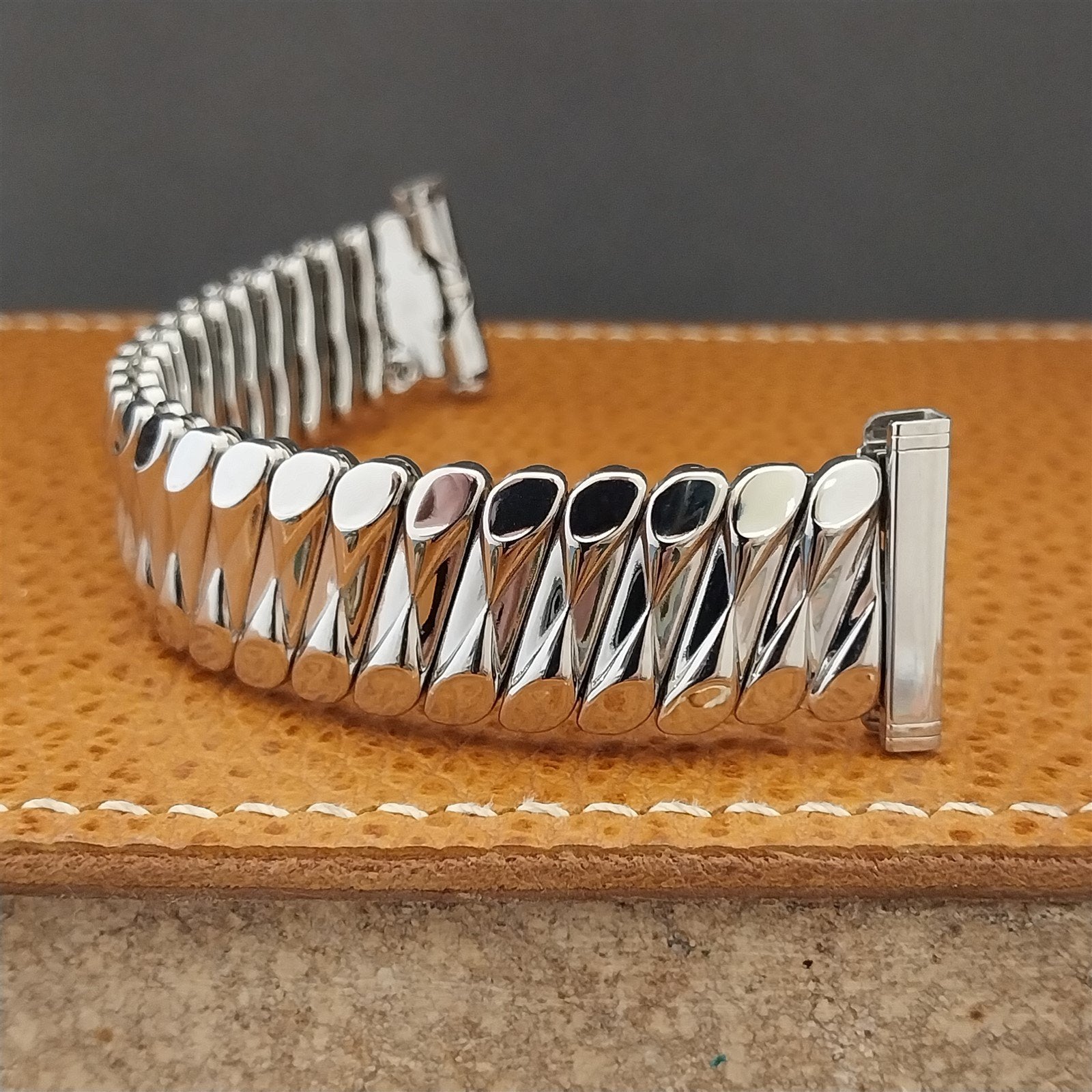 50s Bellavance Short Stainless Steel Expansion nos Vintage Watch Band 16mm-19mm