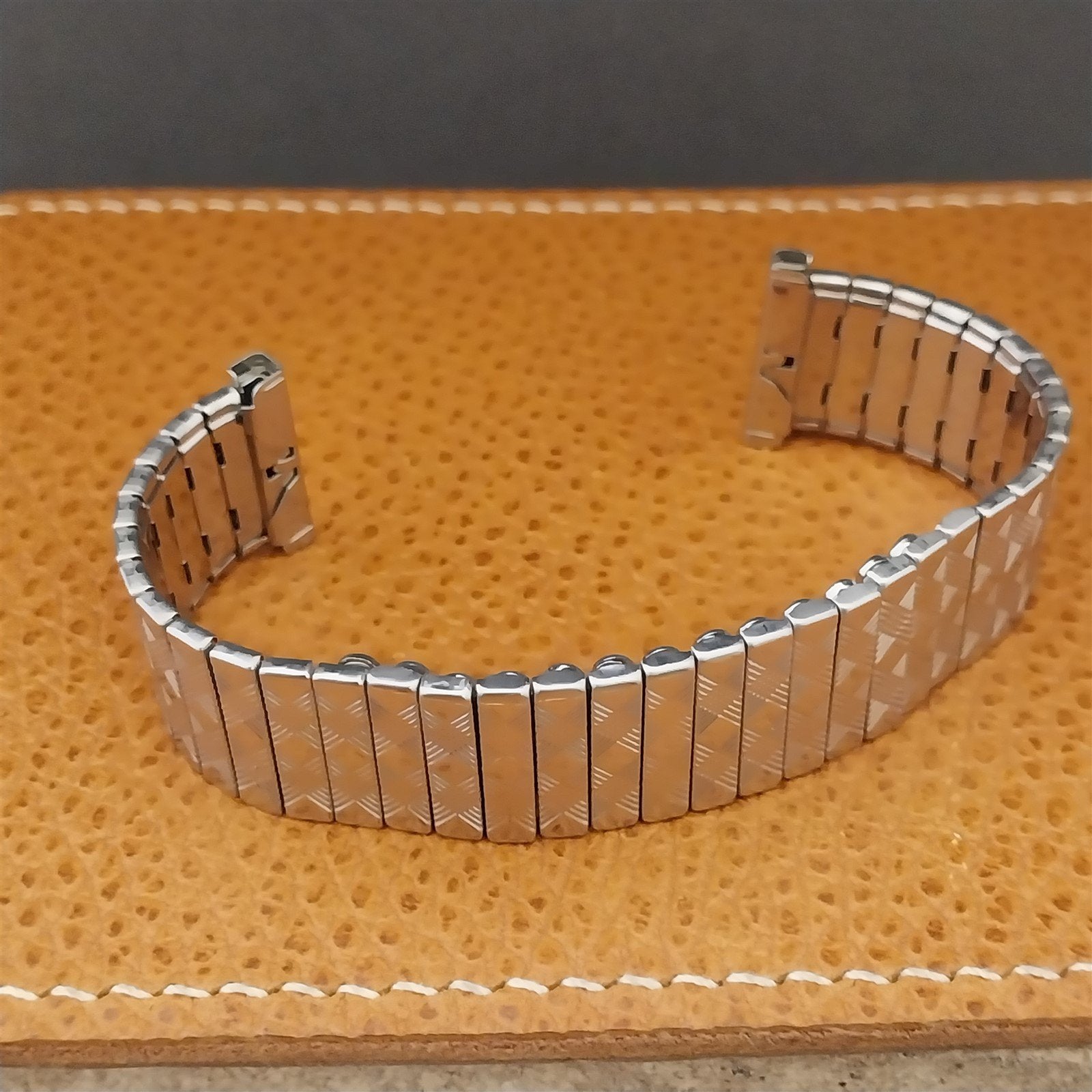 16mm 18mm 19mm 1950s Bellavance Stainless Steel Expansion nos Vintage Watch Band