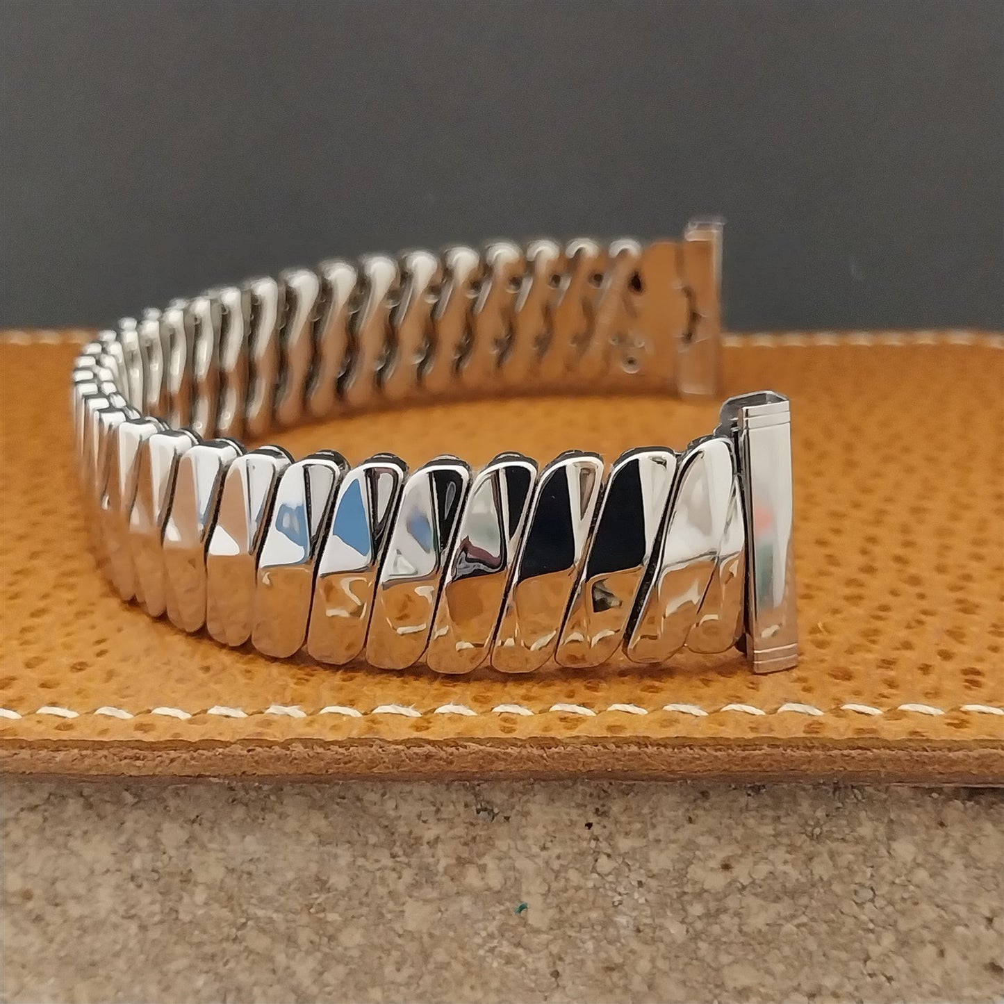 1950s Vintage 16mm 18mm 19mm Bellavance Stainless Stretch Unused Watch Band