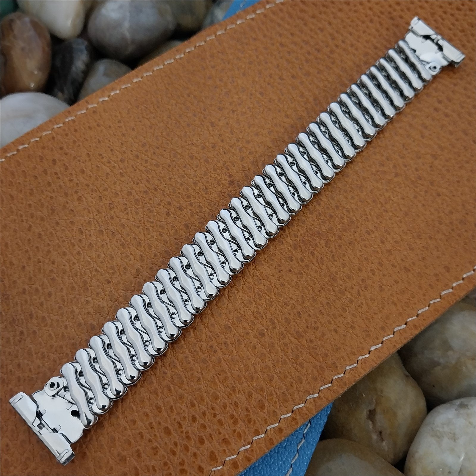 1950s Vintage 16mm 18mm 19mm Bellavance Stainless Stretch Unused Watch Band