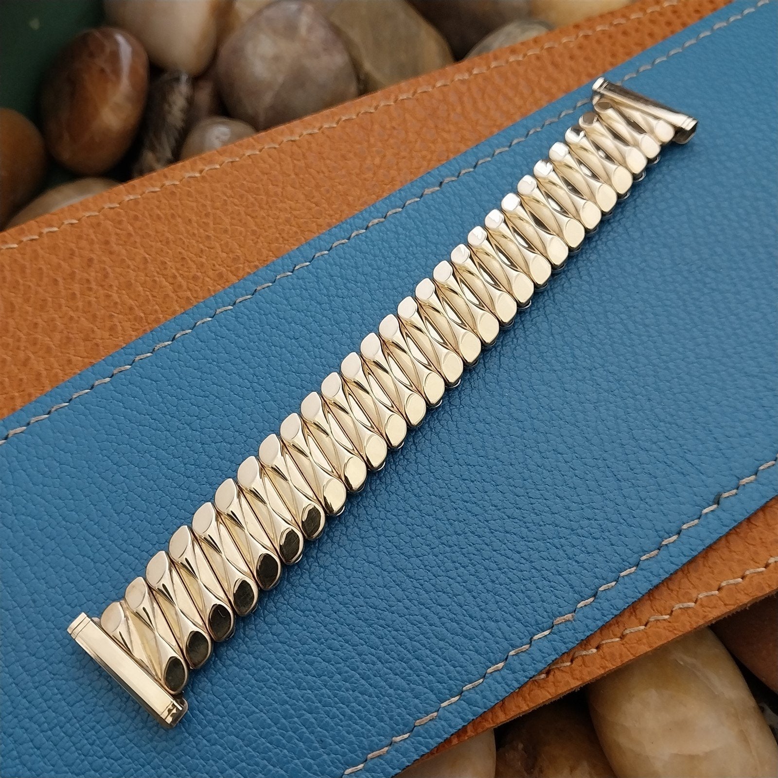 Bellavance short 10k Gold-Filled Expansion 1950s nos Vintage Watch Band