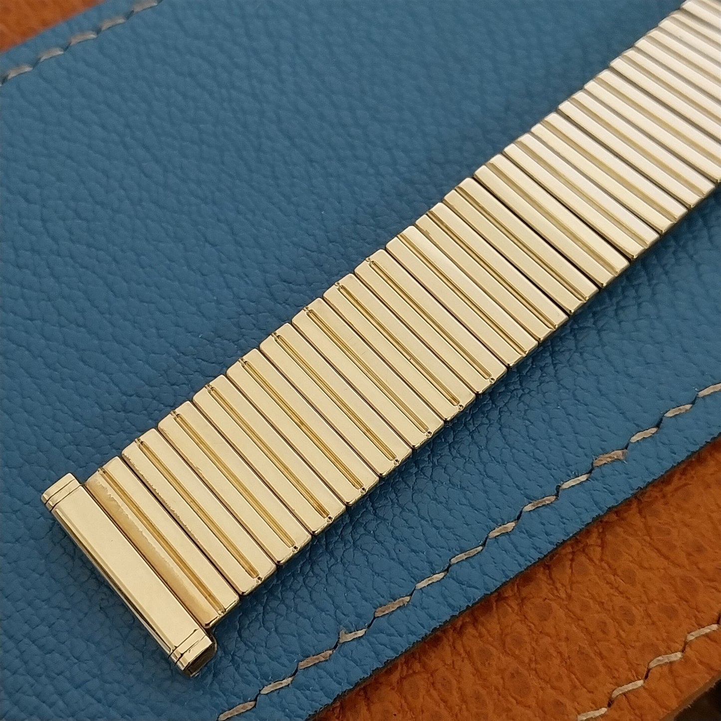 Short 10k Gold Filled 1950s Bellavance Expansion Unused nos Vintage Watch Band