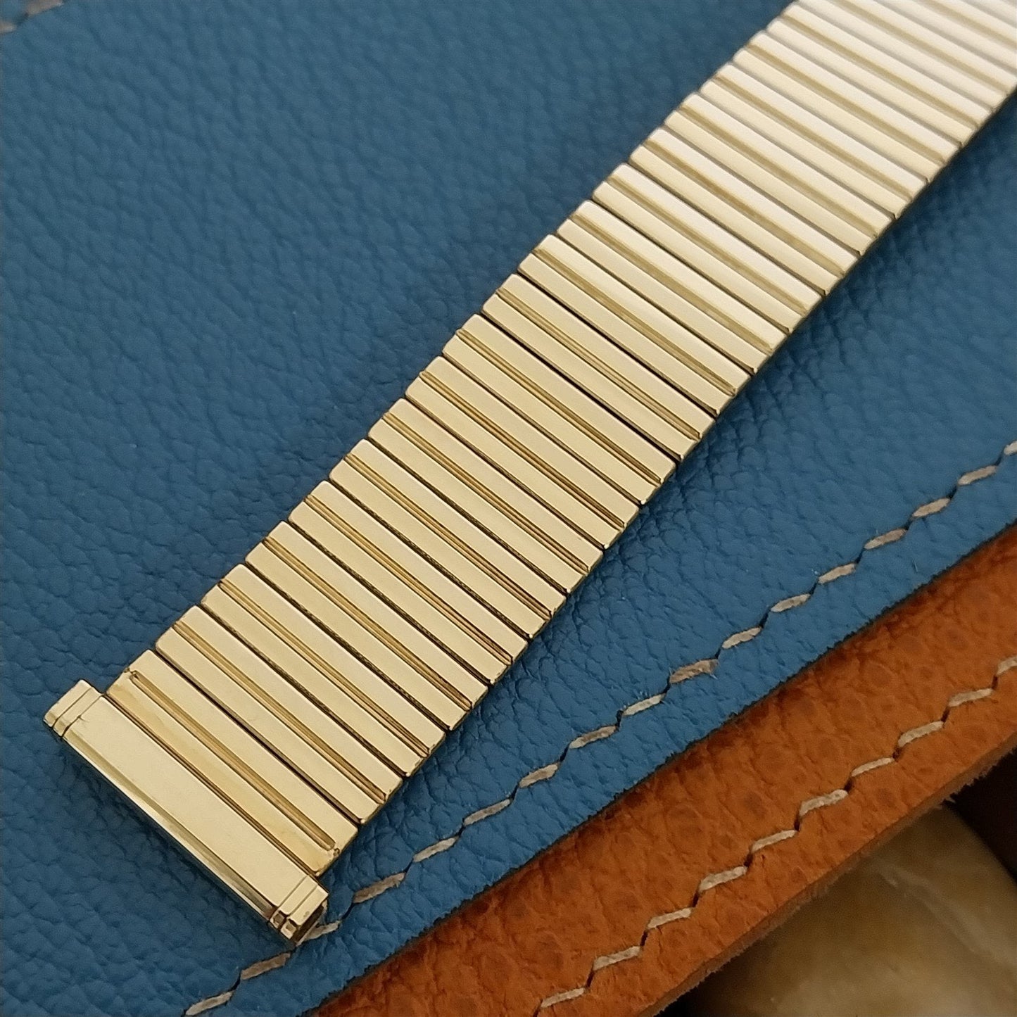 short 10k Gold Filled 1950s Bellavance Expansion Vintage Watch Band nos