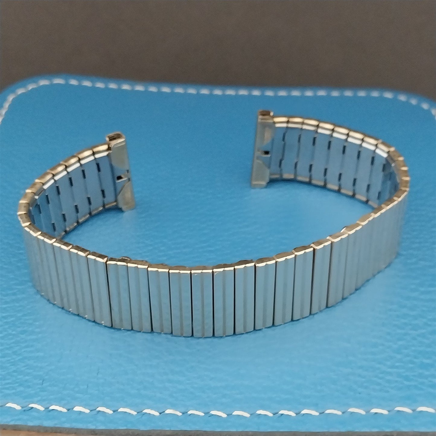 Long 10k Gold-Filled Bellavance USA nos 1960s Vintage Watch Band 16mm-19mm