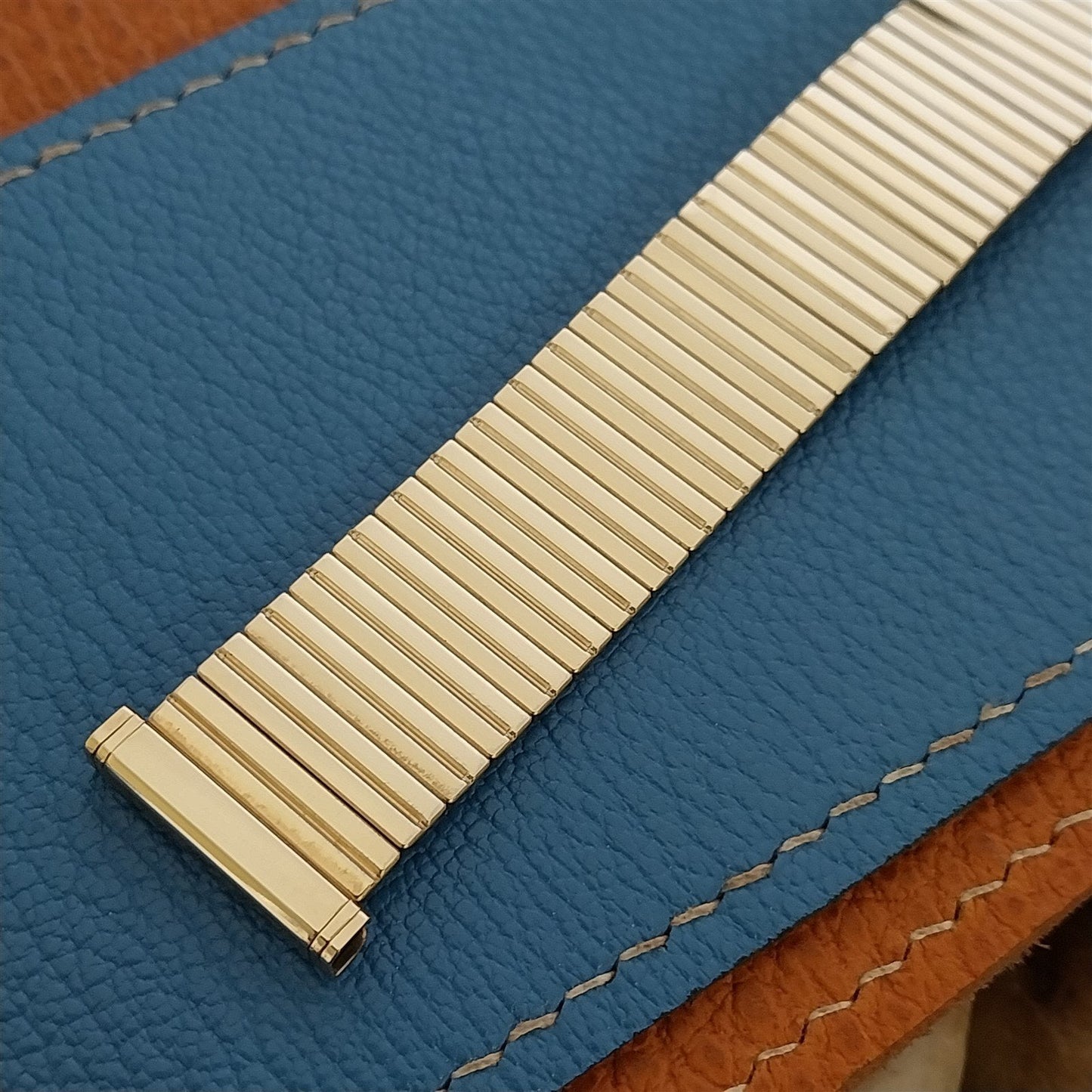 Long 10k Gold-Filled Bellavance USA nos 1960s Vintage Watch Band 16mm-19mm