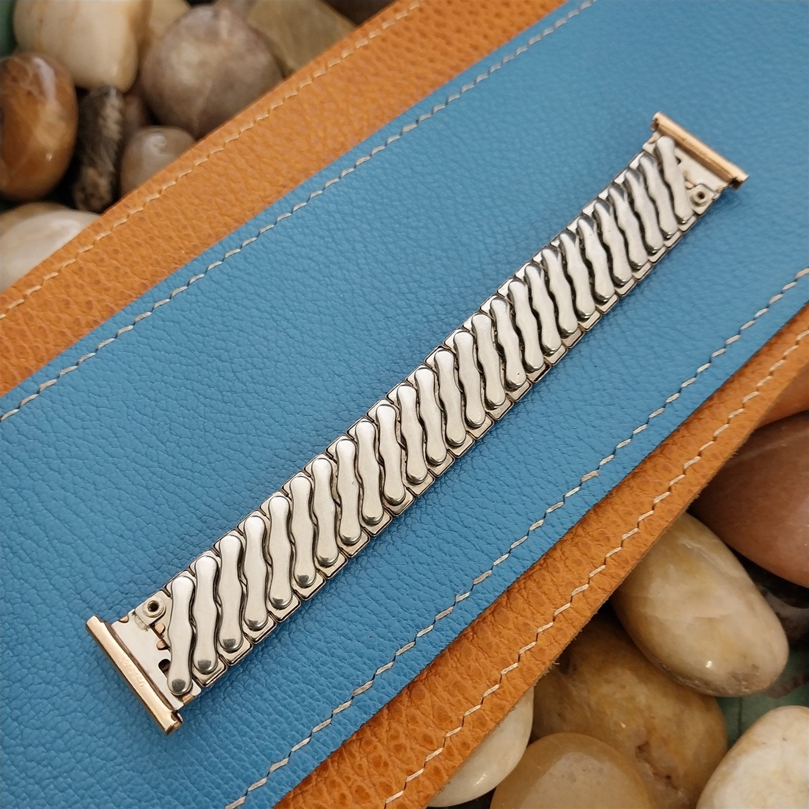 18mm Short 1940s Bellavance Rose Gold-Filled Unused Expansion Vintage Watch Band