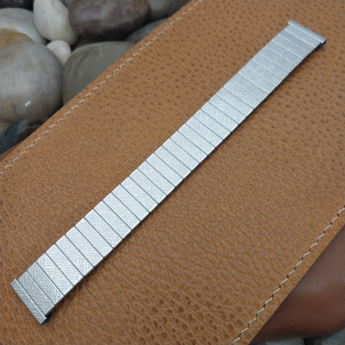 17.2mm Uniflex Slim Stainless Steel Stretch Expansion 1960s Vintage Watch Band