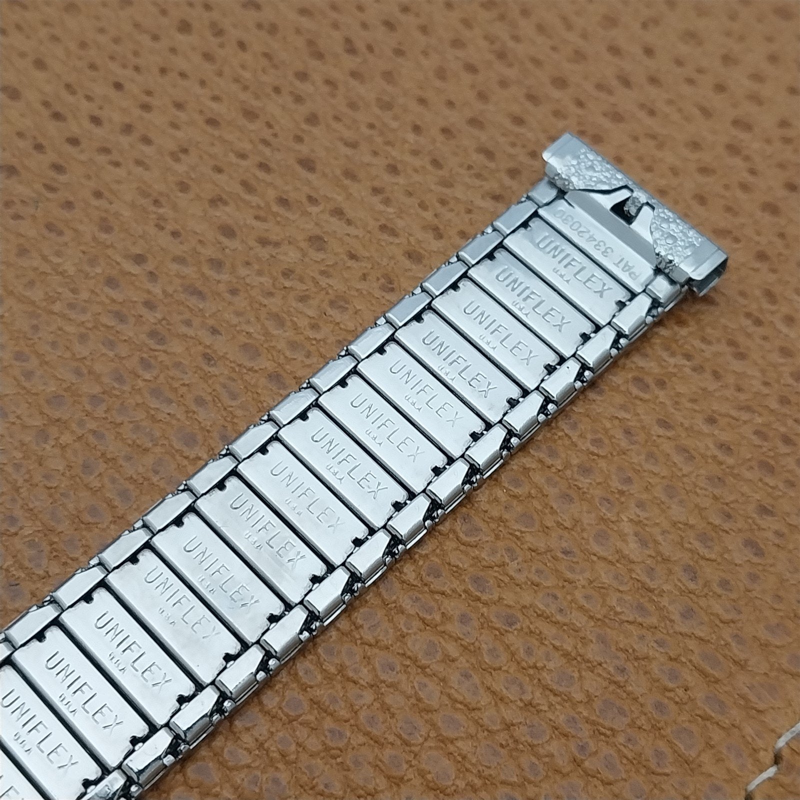 17.2mm Uniflex Slim Stainless Steel Expansion 1960s Vintage Watch Band