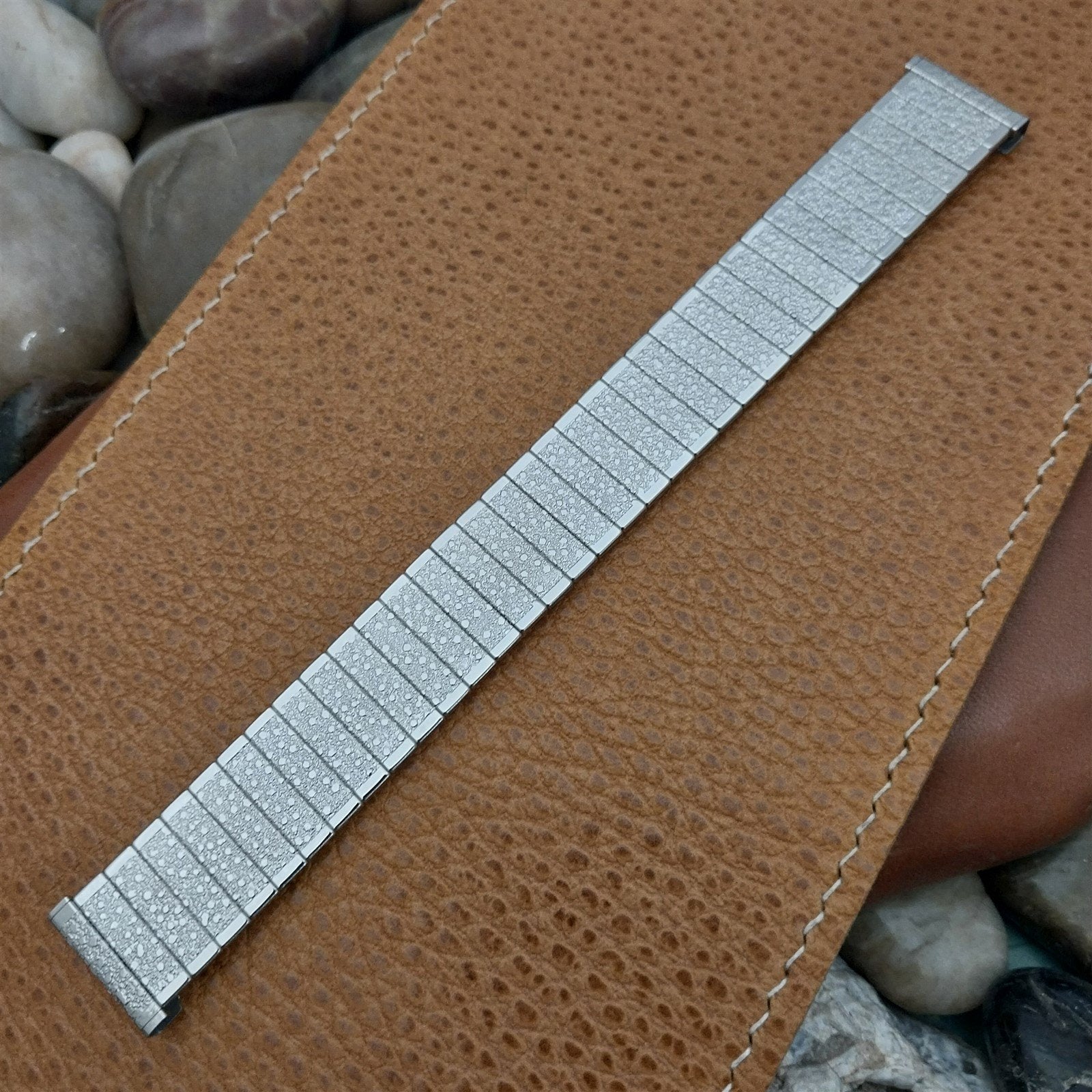 17.2mm Uniflex Slim Stainless Steel Expansion 1960s Vintage Watch Band