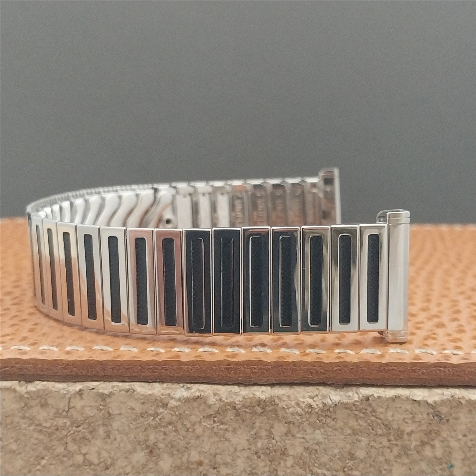 Uniflex Slim Stainless Steel Expansion & Black Enamel 1960s Vintage Watch Band